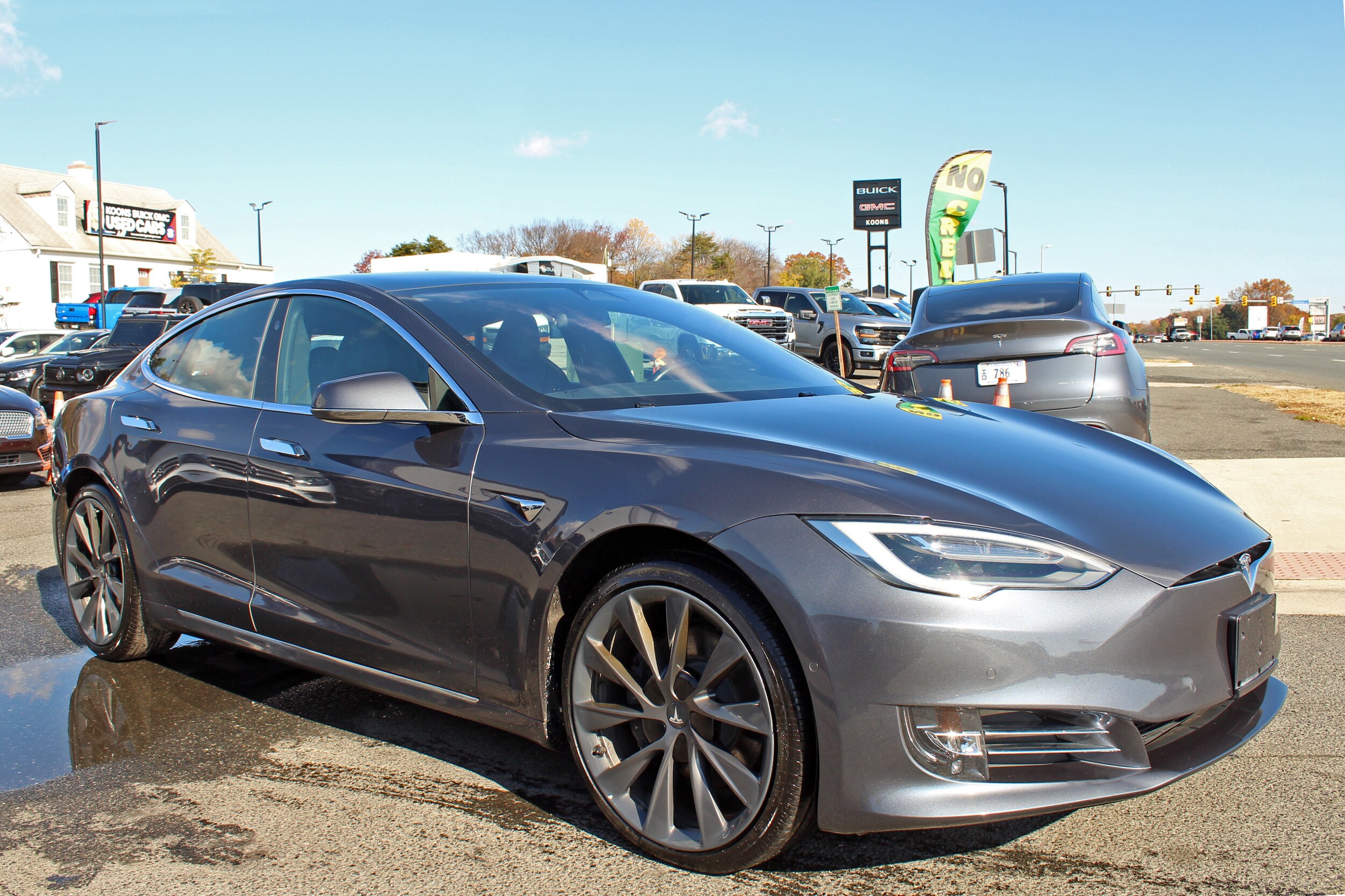 2020 Tesla Model S Long Range photo 3