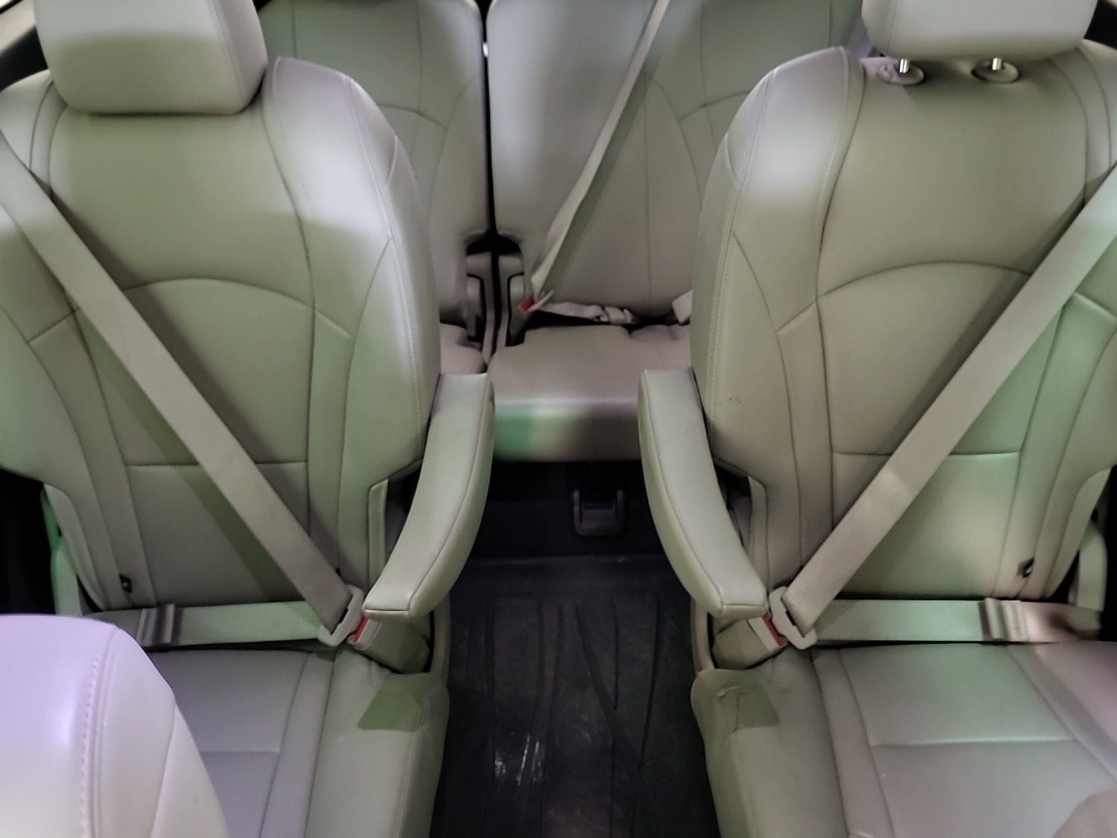 2019 Buick Enclave Essence photo 3