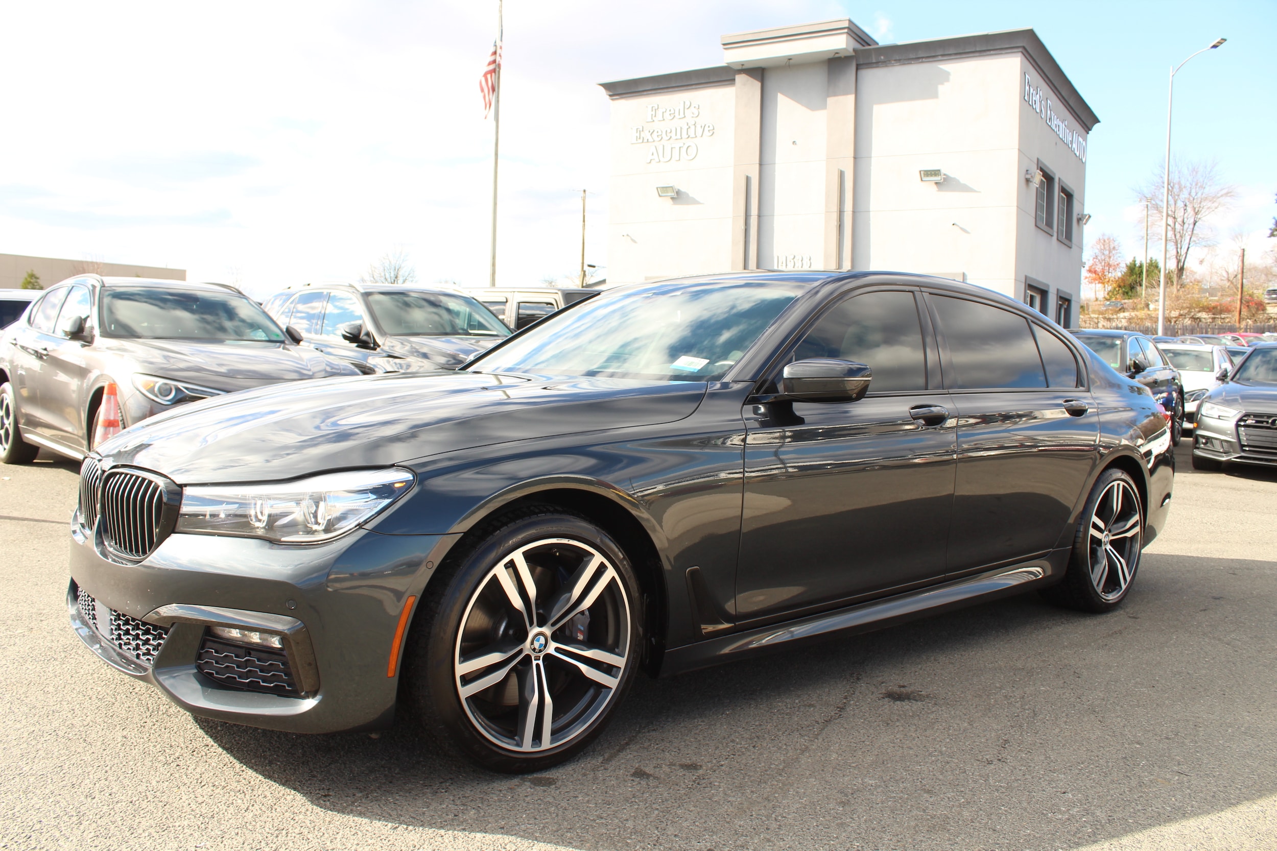 2018 BMW 7 Series 740i's photo