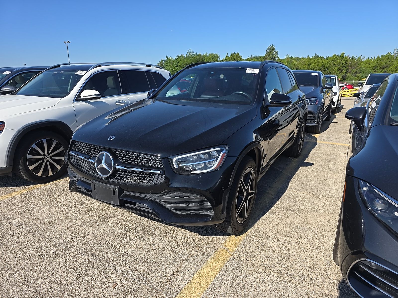 2021 Mercedes-Benz GLC GLC300's photo