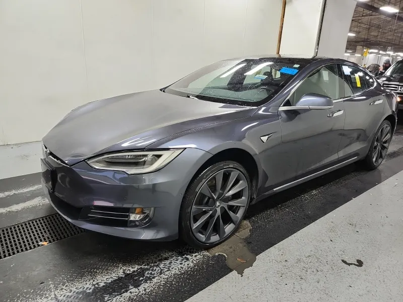 2020 Tesla Model S Long Range