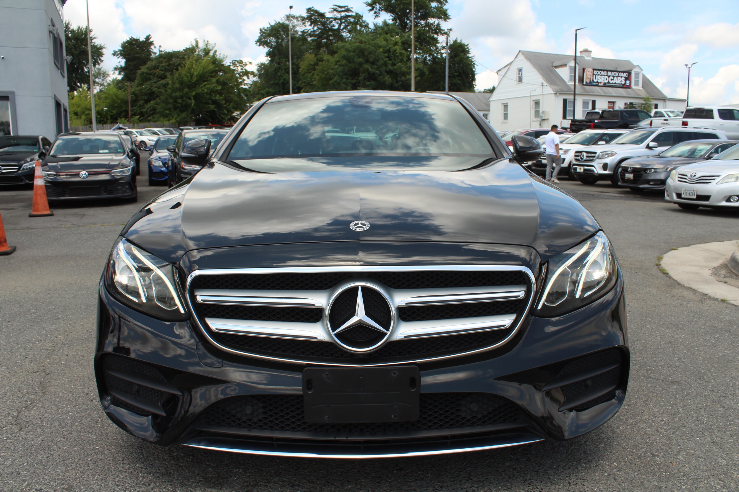 2020 Mercedes Benz E 350 photo 2