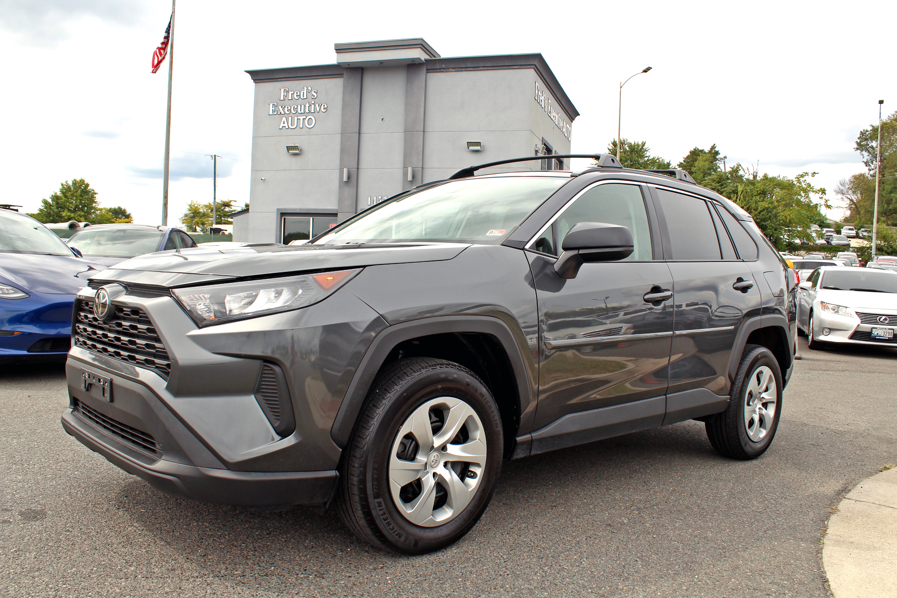 2021 Toyota RAV4 LE SUV