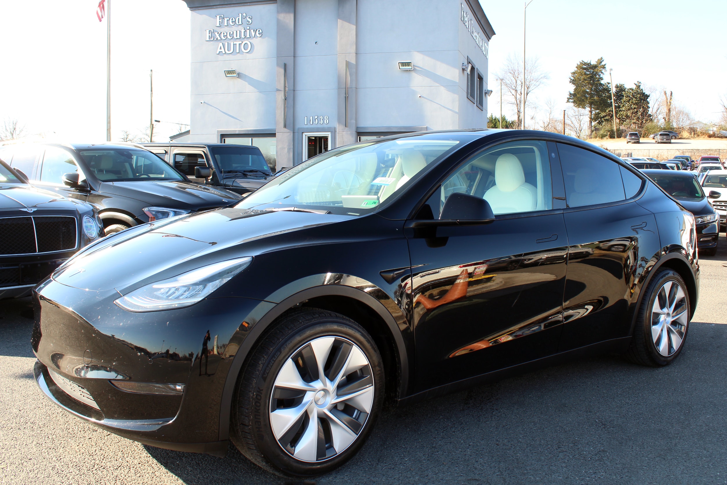 2021 Tesla Model Y Long Range's photo