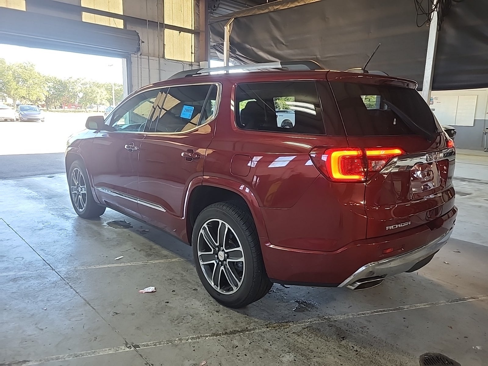 2017 Gmc Acadia Denali photo 2
