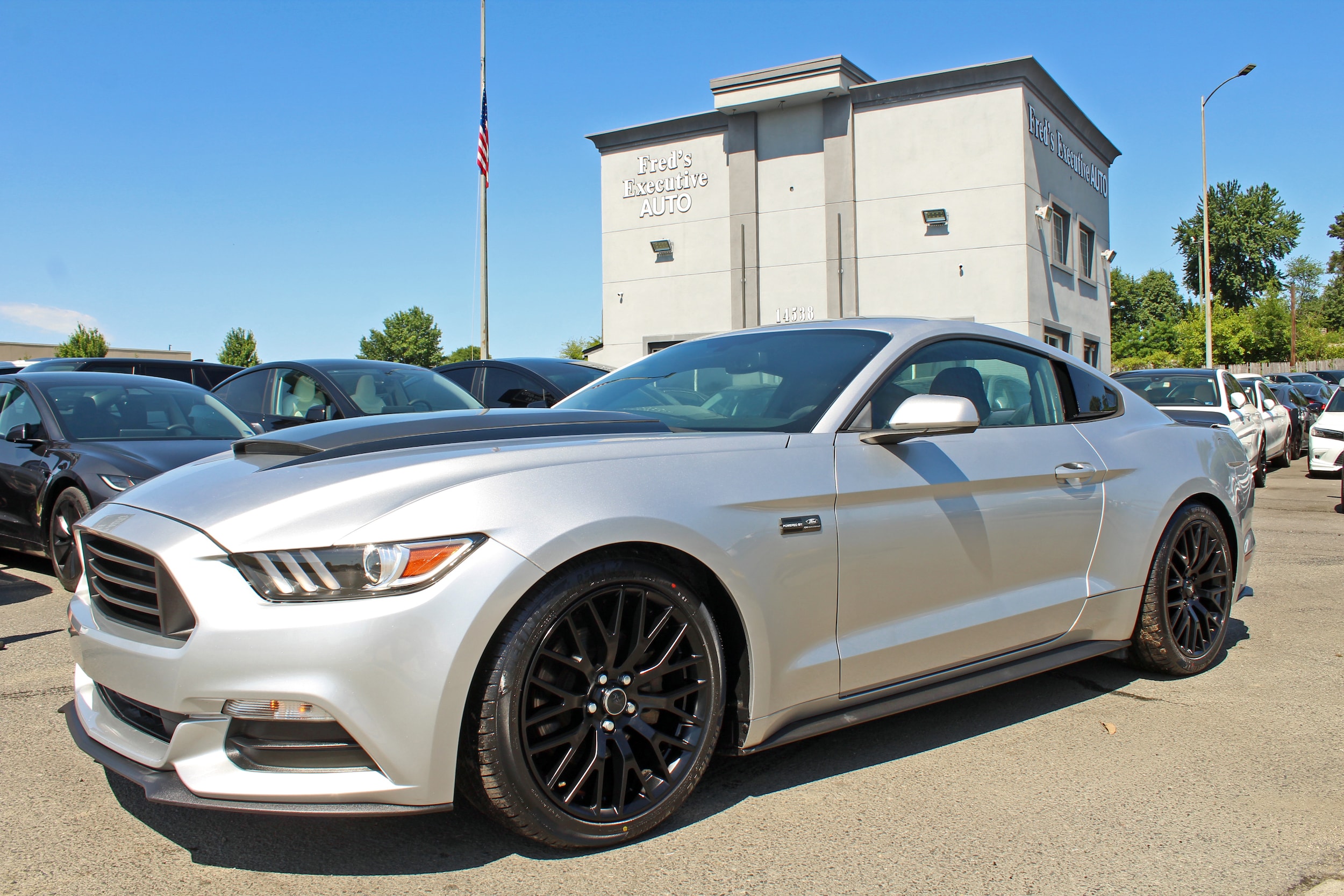 2017 Ford Mustang V6 Coupe's photo