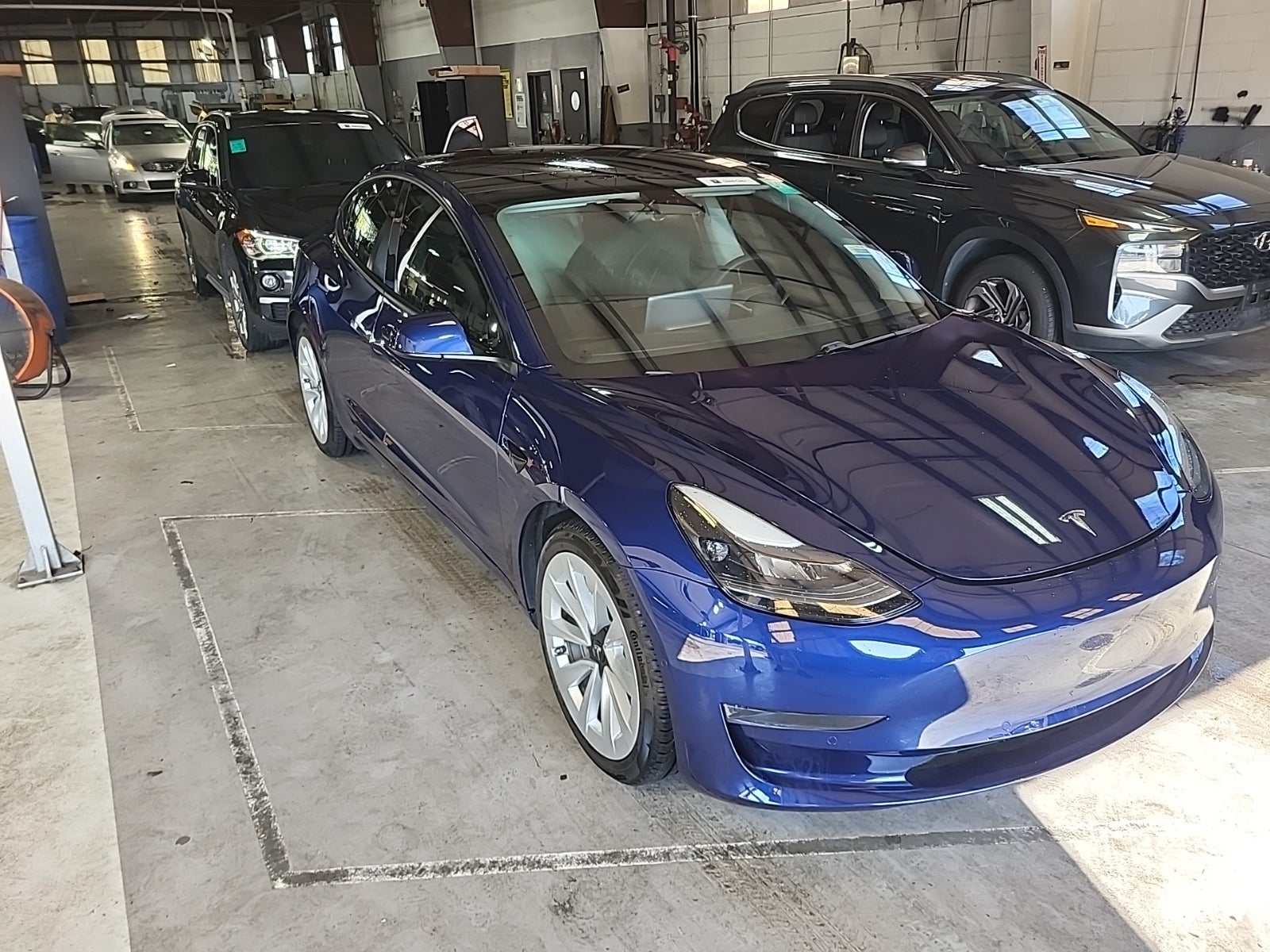 2021 Tesla Model 3 Standard Range Plus photo 4