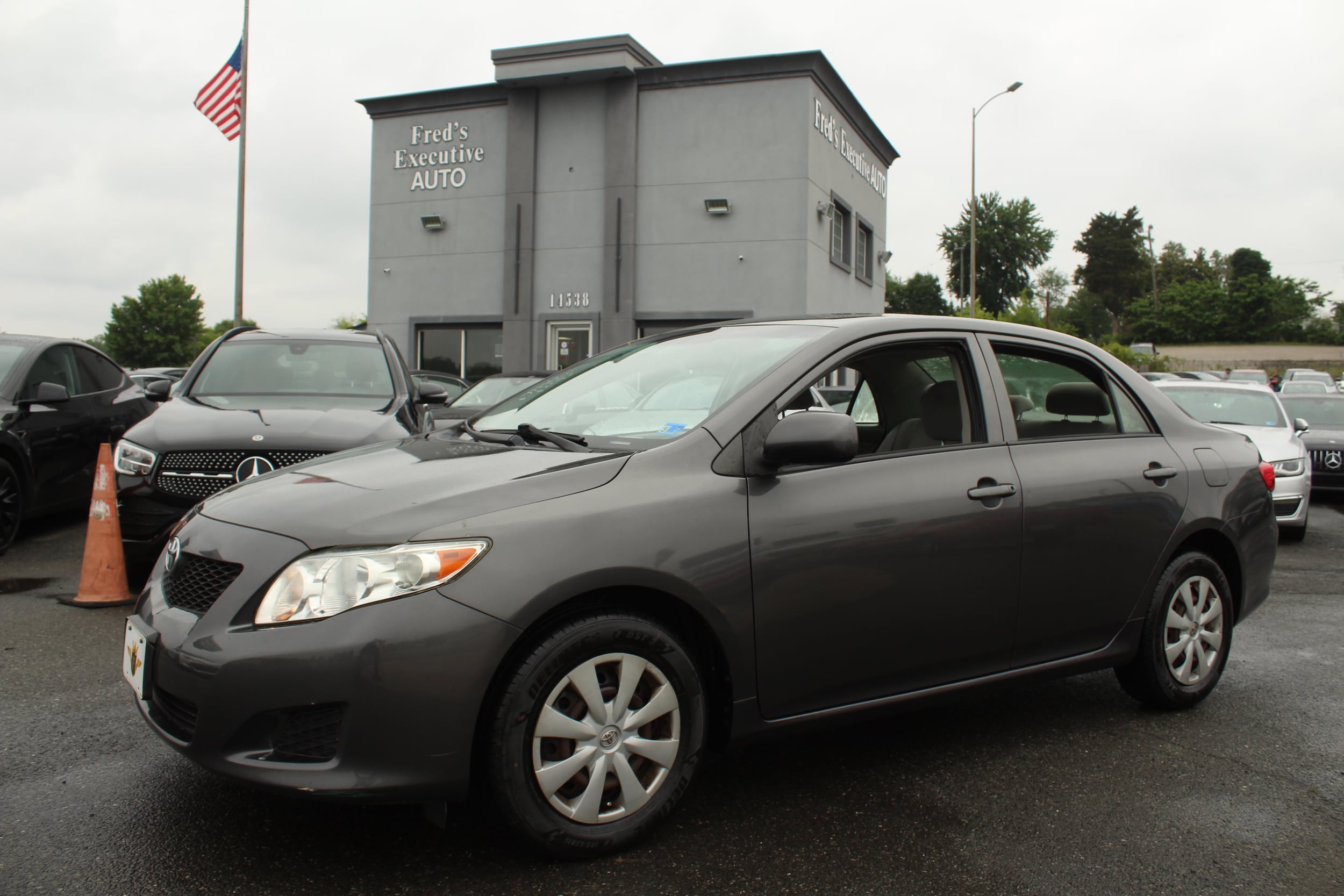 2010 Toyota Corolla LE AT's photo
