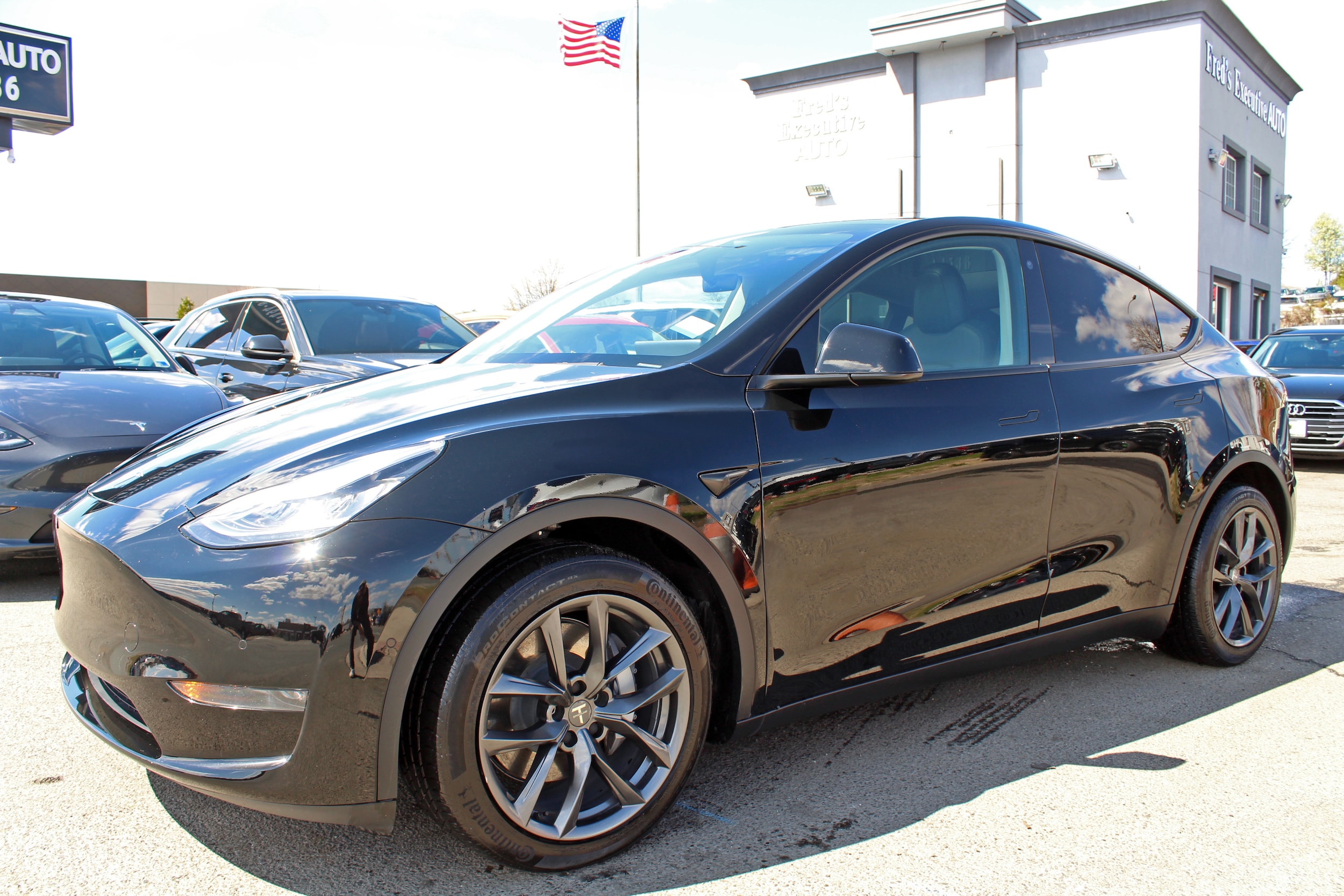 2021 Tesla Model Y Long Range Dual Motor All-Wheel Drive's photo