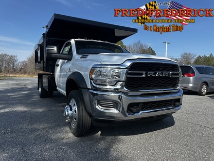 2024 Ram 5500 Chassis Cab TRADESMAN REG CAB W/ 12 FT SWAMPY HALLOW LANDSCAPE DUMP TRUCK