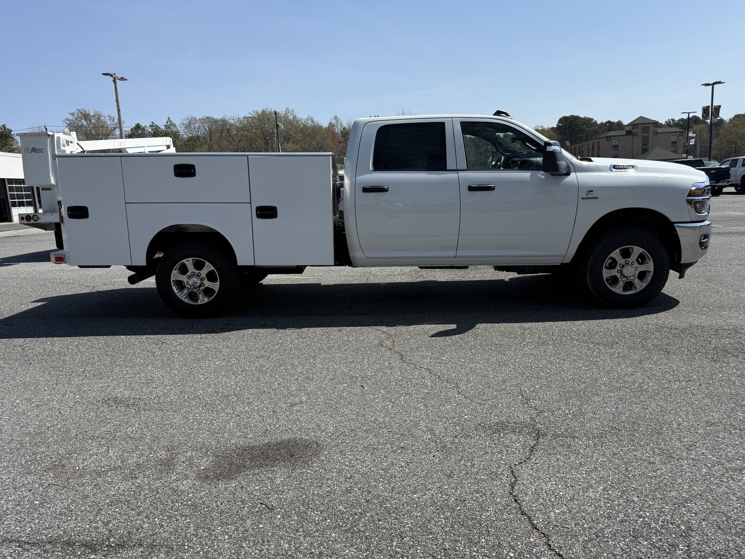 2026 RAM 3500 Chassis Tradesman - Photo 10
