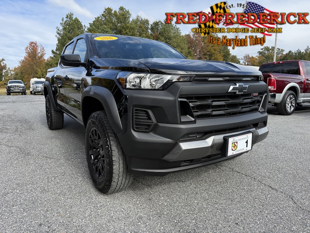 Used 2024 Chevrolet Colorado Trail Boss Truck Crew Cab