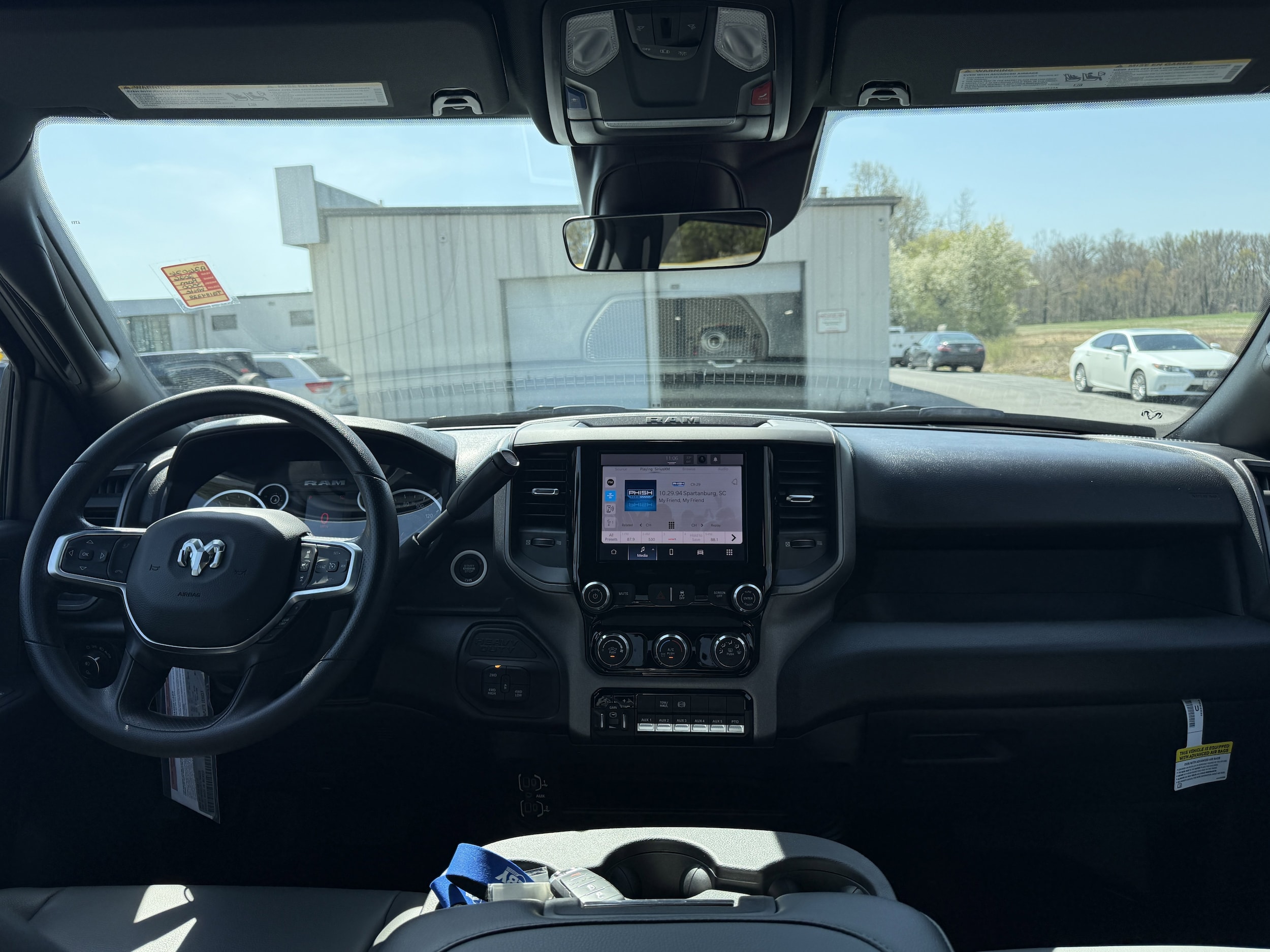 2026 RAM 3500 Chassis Tradesman - Photo 18