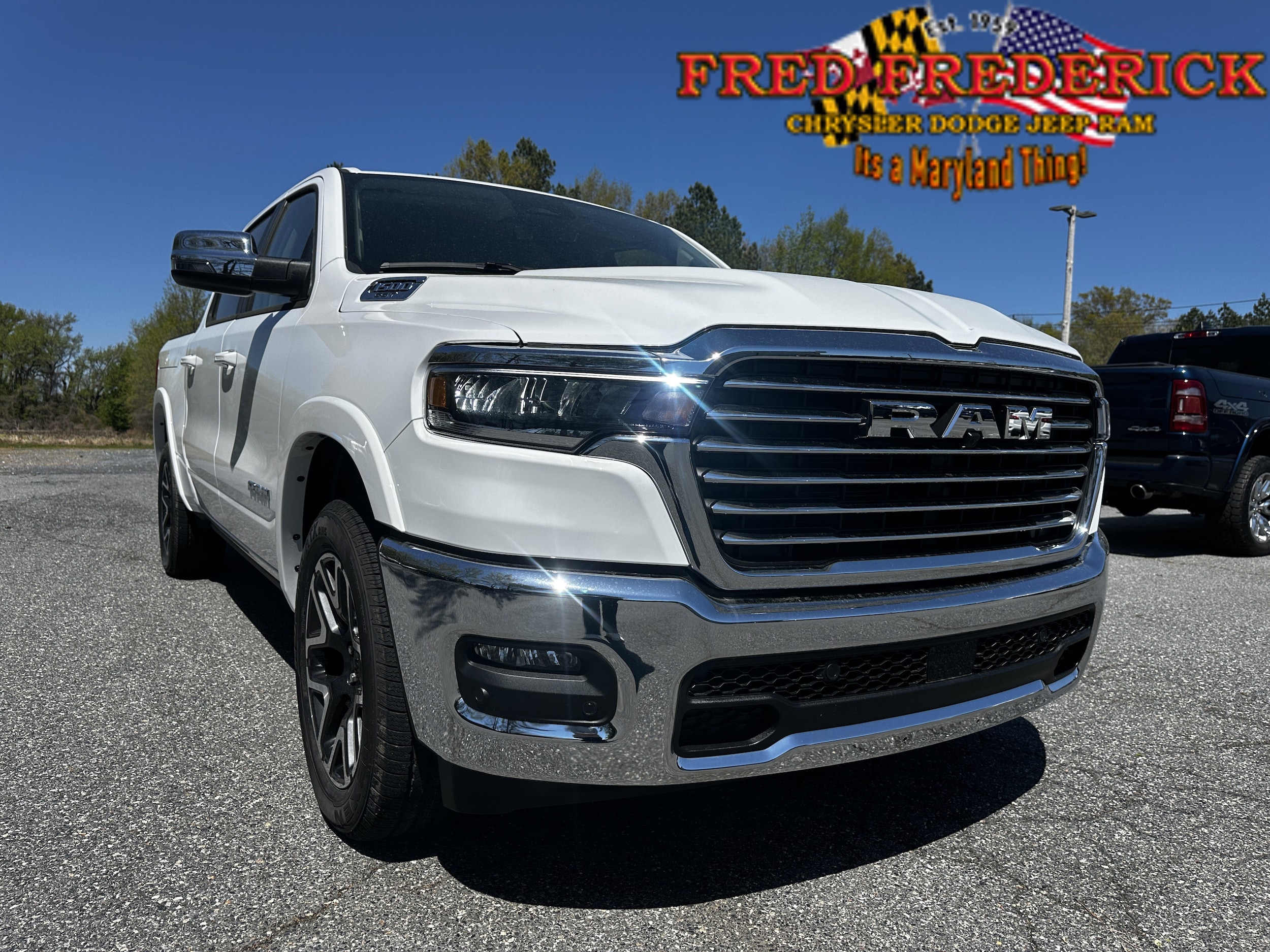 2025 Ram 1500 LARAMIE CREW CAB 4X4 5'7 BOX