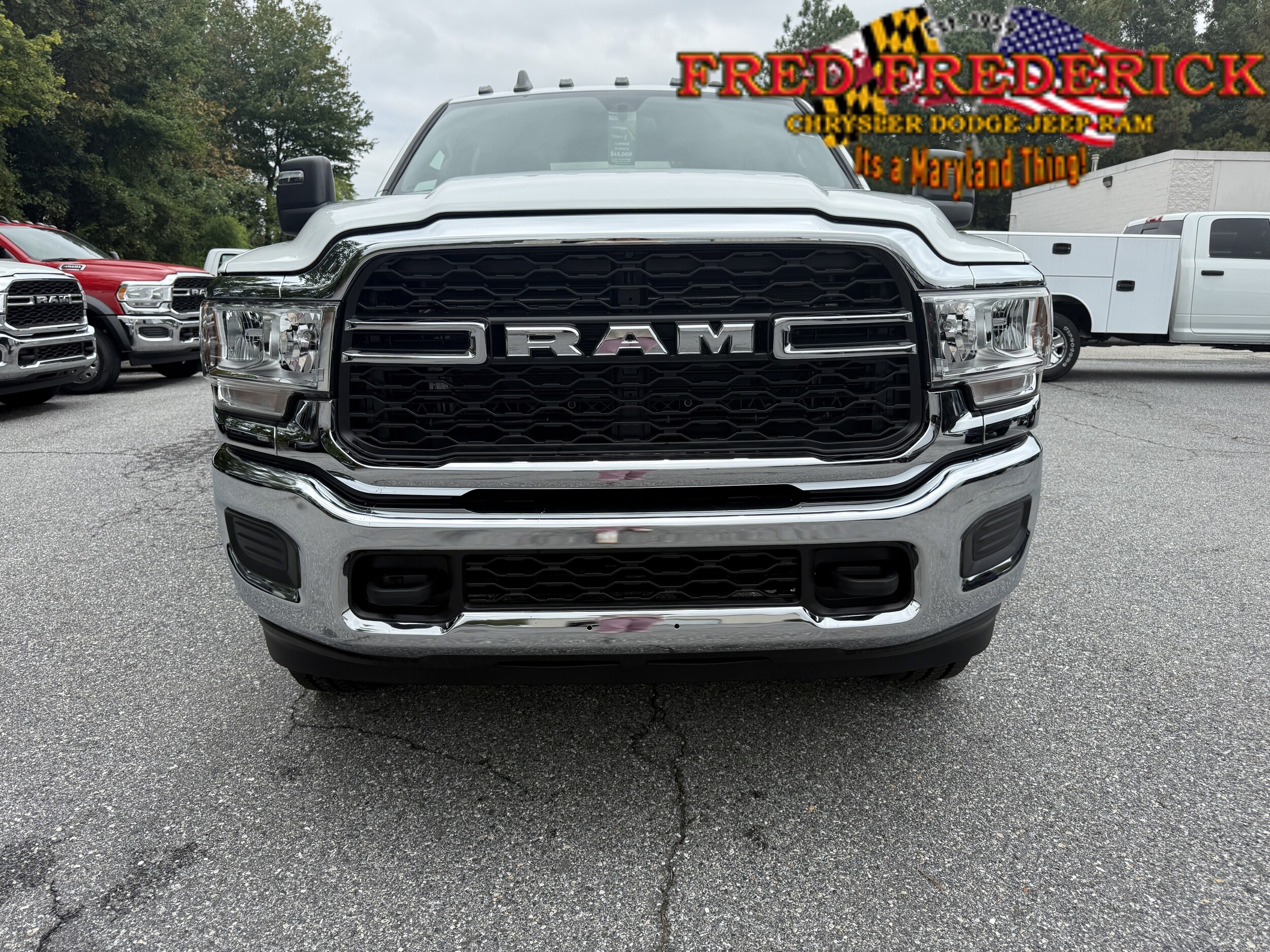 2024 Ram 3500 Tradesman photo 2