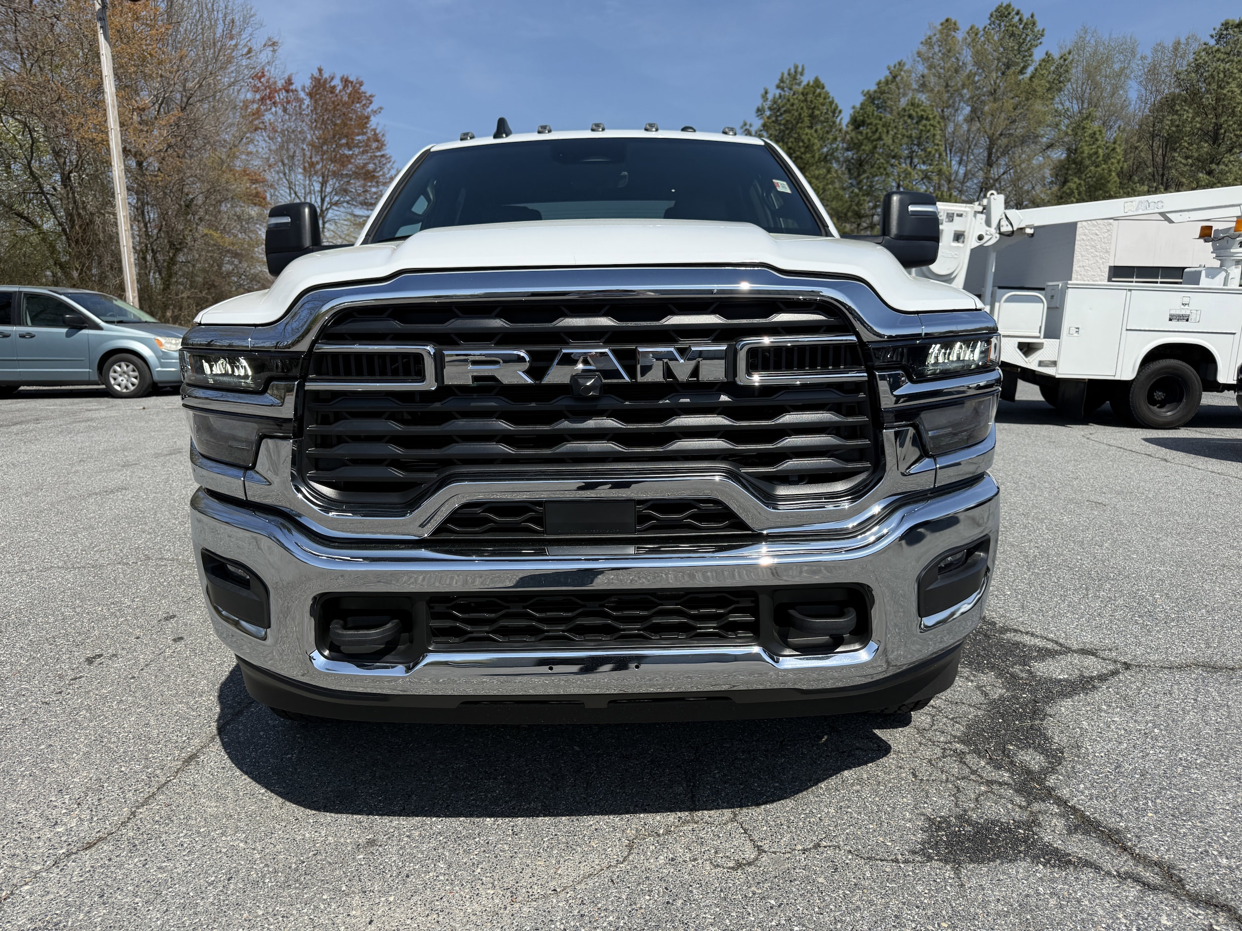 2026 RAM 3500 Chassis Tradesman - Photo 2