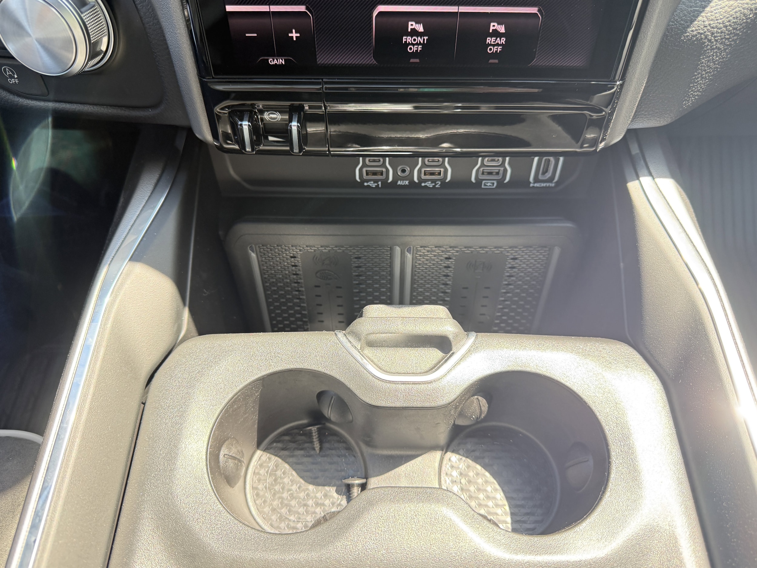 2026 RAM 1500 Laramie - Photo 13