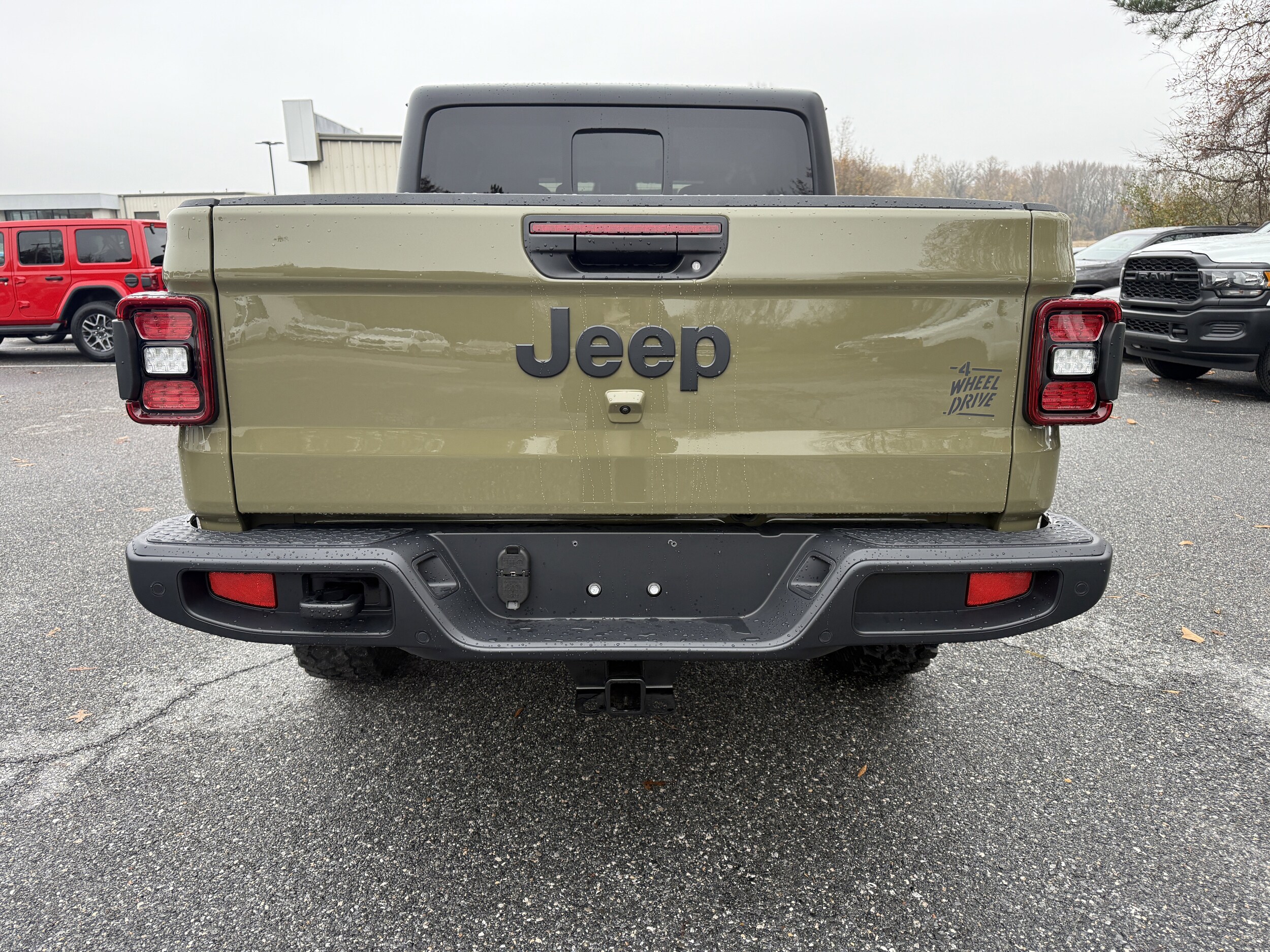 2026 Jeep Gladiator Willys - Photo 6