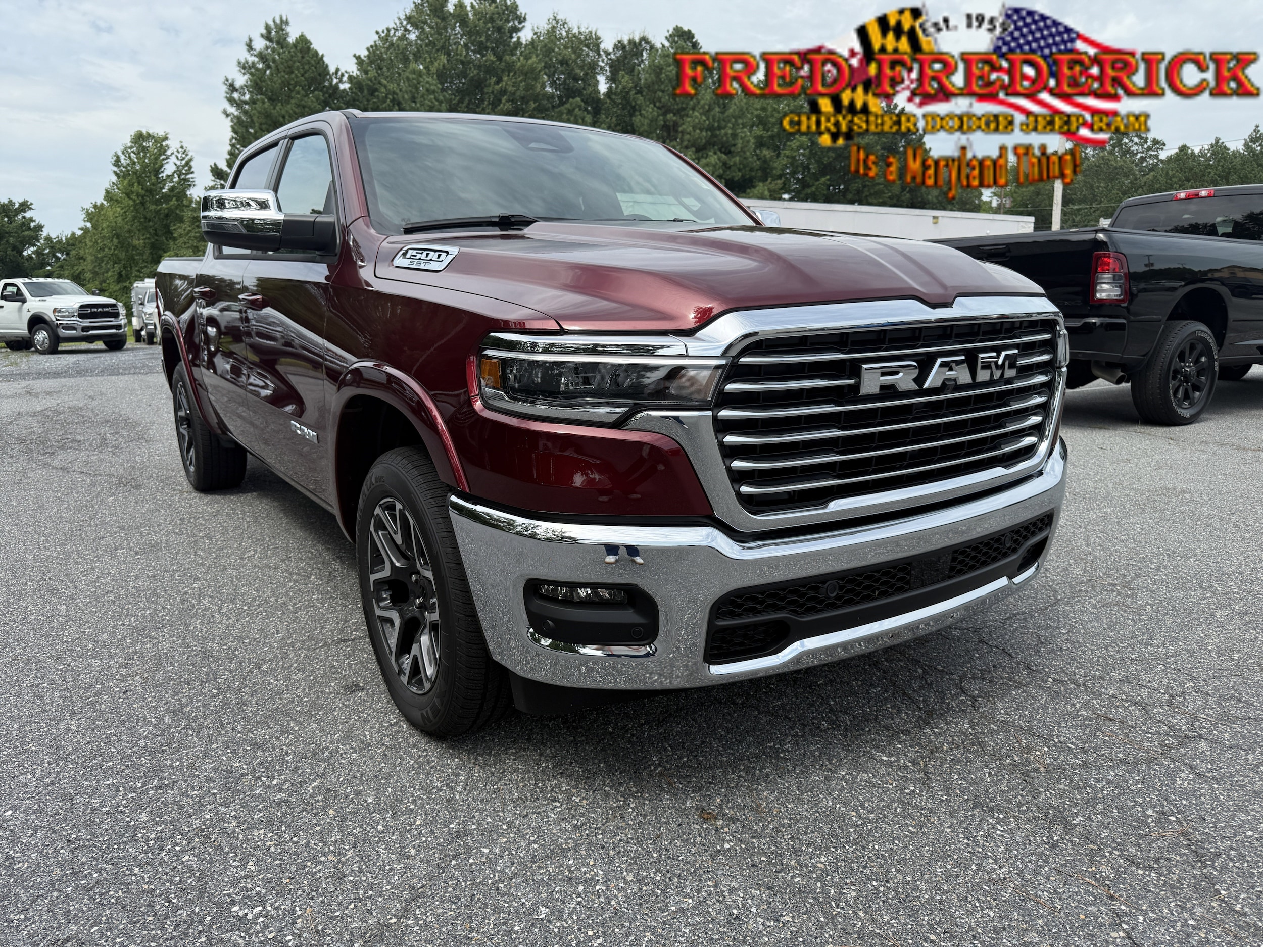 2025 Ram 1500 LARAMIE CREW CAB 4X4 5'7 BOX