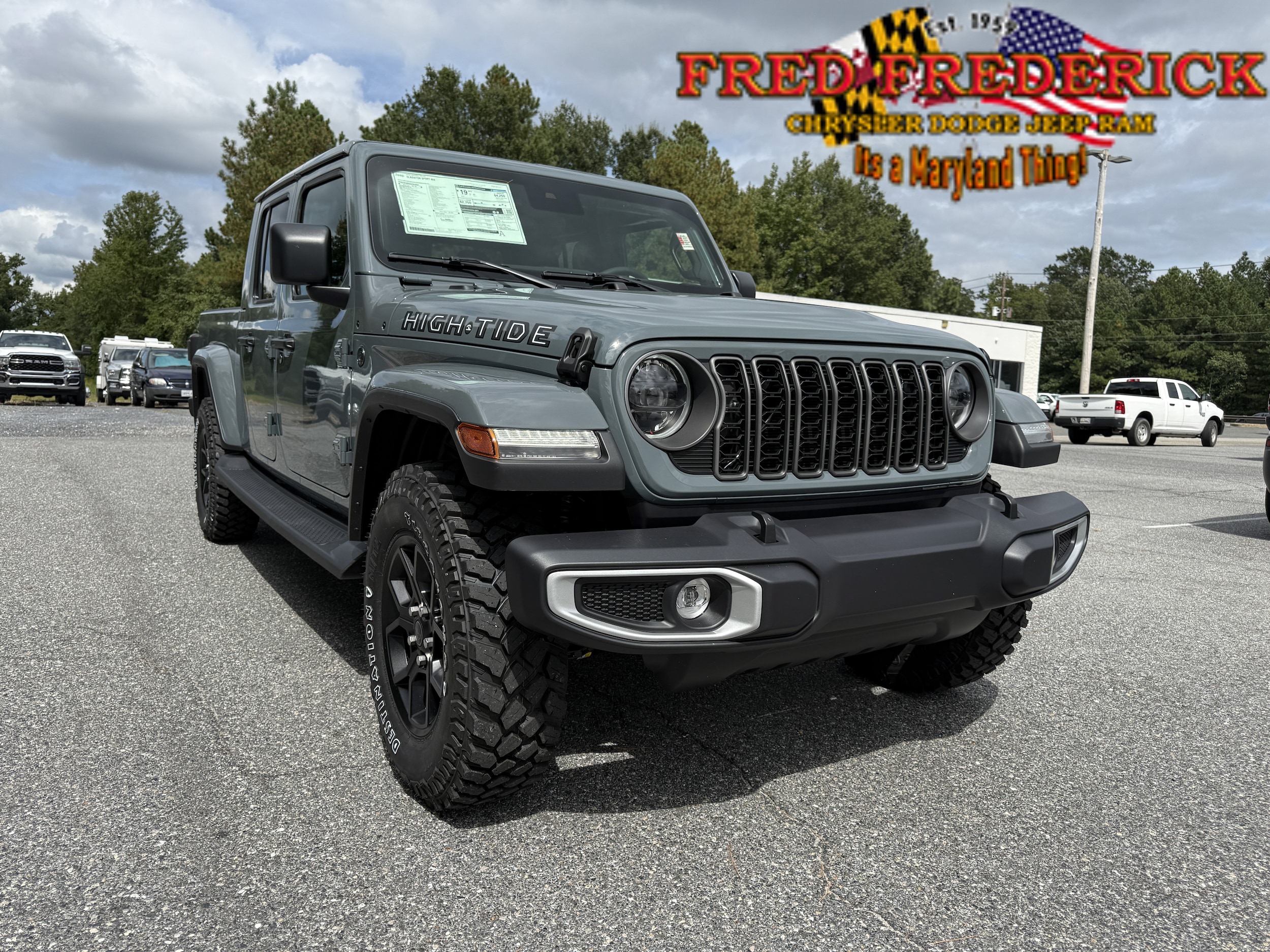 2025 Jeep Gladiator High Tide's photo