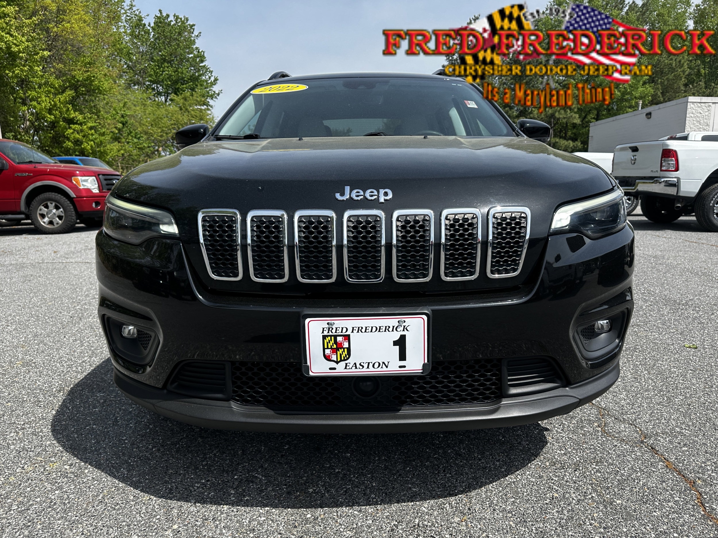 Used 2022 Jeep Cherokee Latitude Lux with VIN 1C4PJMMX0ND512724 for sale in Easton, MD