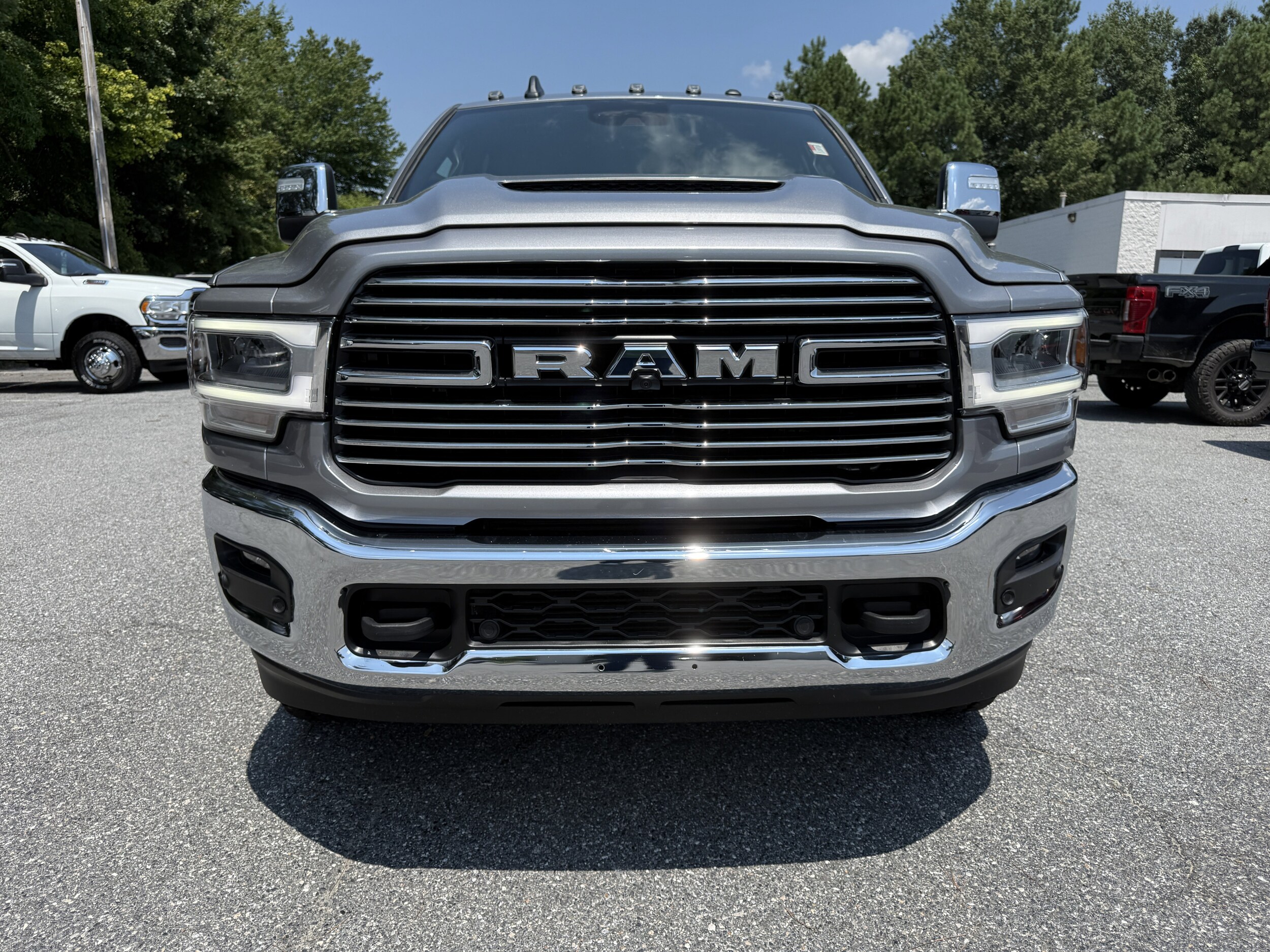 2024 Ram 2500 Laramie photo 2