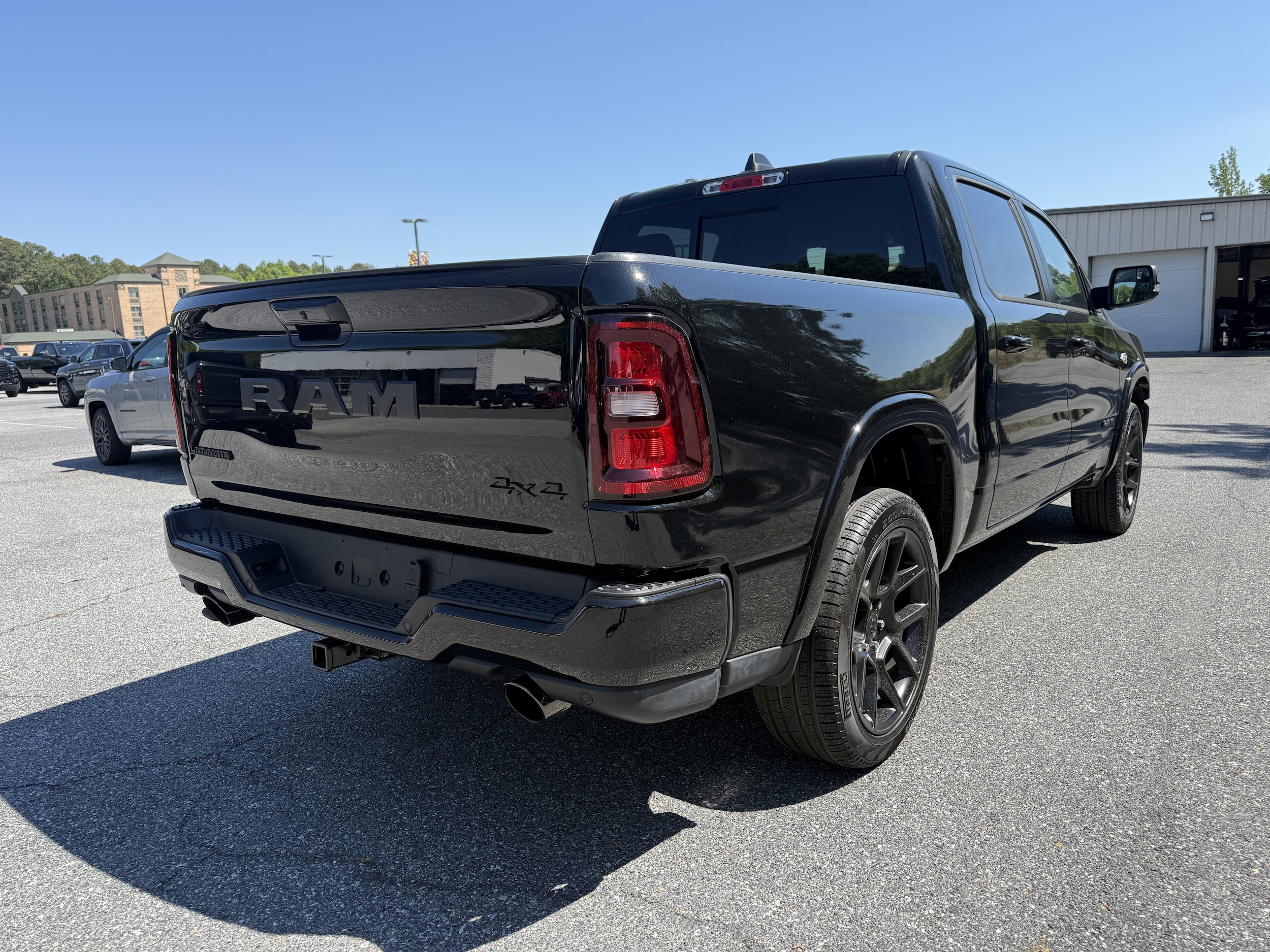 2026 RAM 1500 Laramie - Photo 8