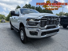 2025 Ram 2500 TRADESMAN CREW CAB 4X4 6'4 BOX Pickup