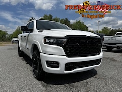 2025 Ram 1500 BIG HORN CREW CAB 4X4 5'7 BOX Pickup