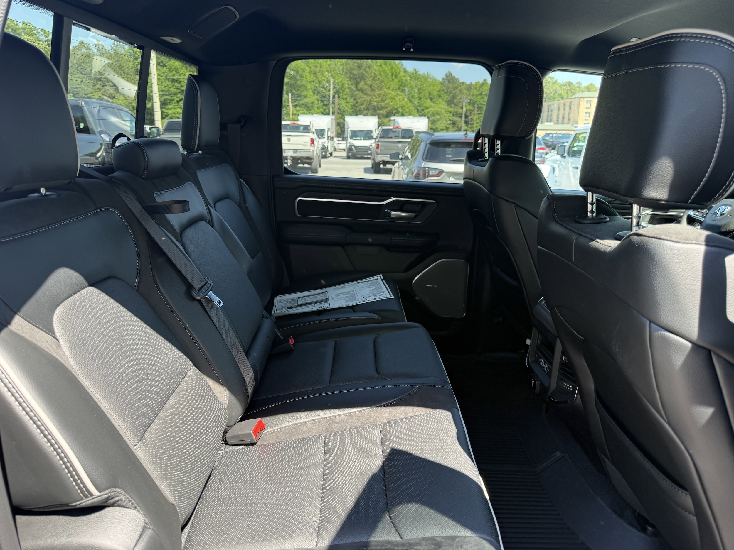 2026 RAM 1500 Laramie - Photo 19
