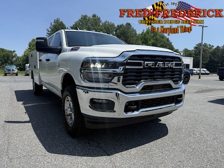 2026 Ram 3500 Chassis Cab TRADESMAN CREW 4X4 W/ 9' EBY RENEGADE UTILITY UTILITY TRUCK