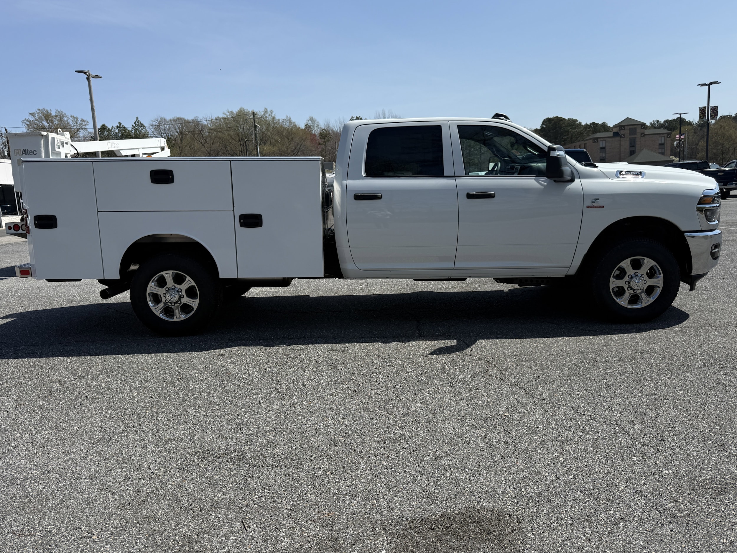 2026 RAM 3500 Chassis Tradesman - Photo 10