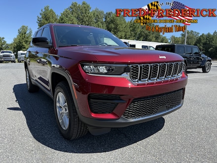 2025 Jeep Grand Cherokee LAREDO X 4X4 Sport Utility