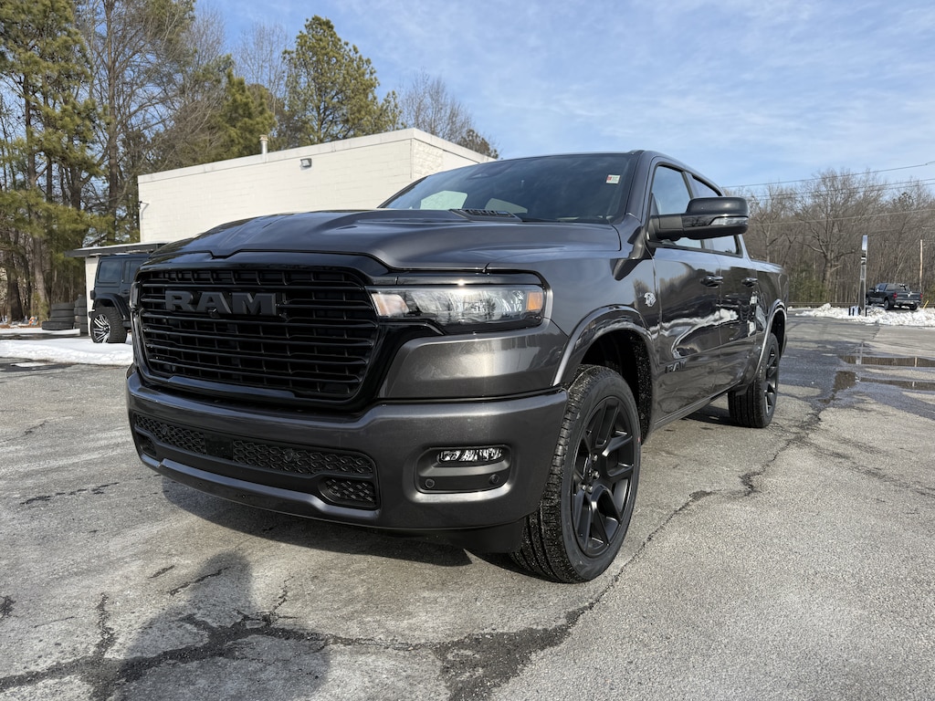 New 2026 Ram 1500 LARAMIE CREW CAB 4X4 5'7 BOX Pickup