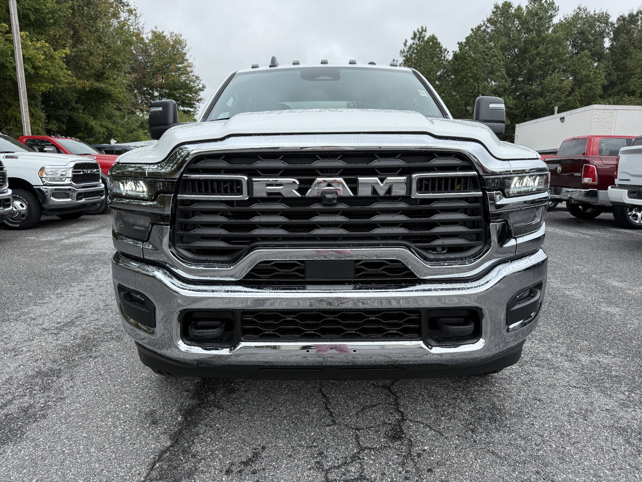 2026 Ram 3500 Tradesman photo 2