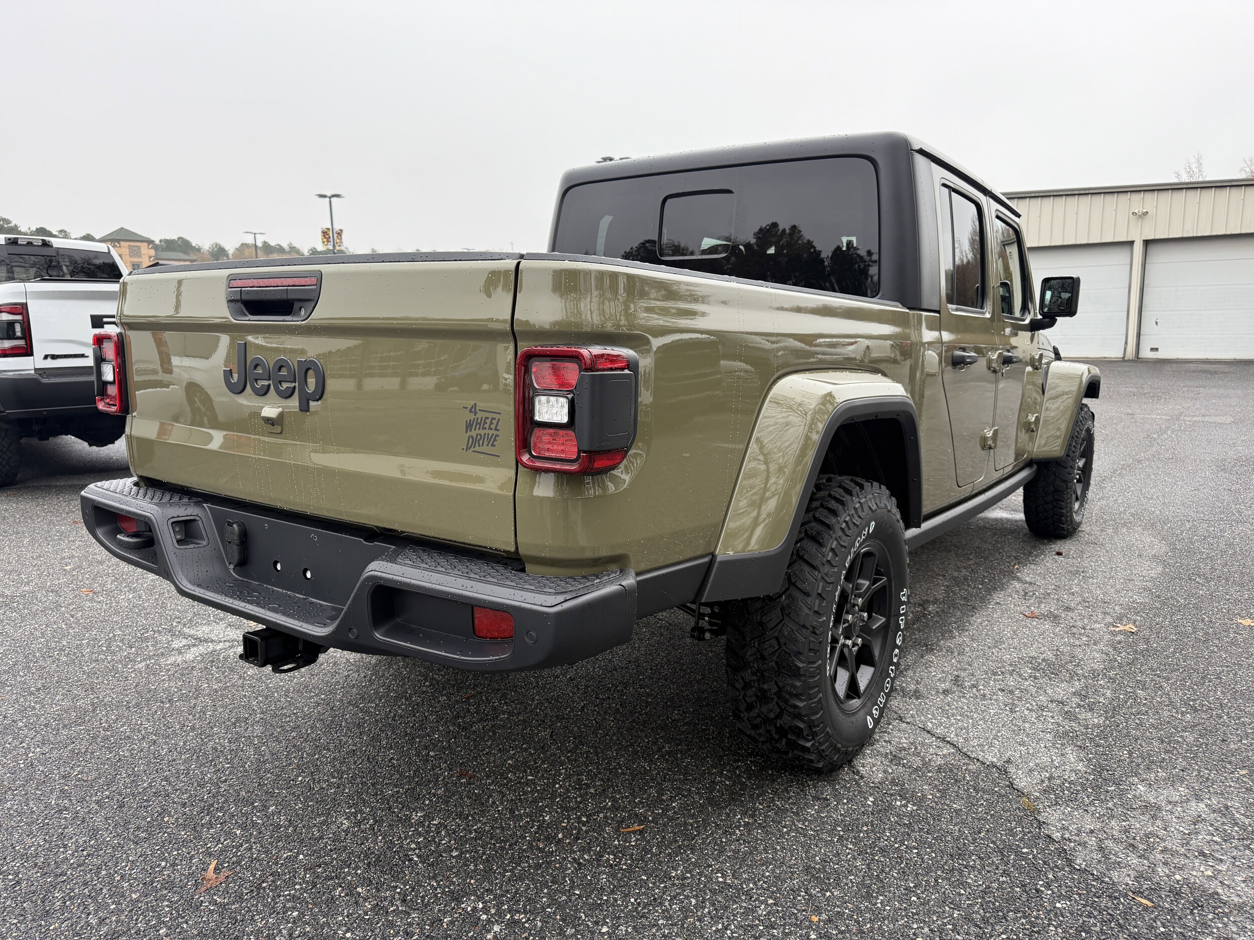 2026 Jeep Gladiator Willys - Photo 8
