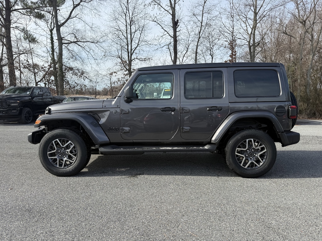 New 2026 Jeep Wrangler 4-DOOR SAHARA Sport Utility