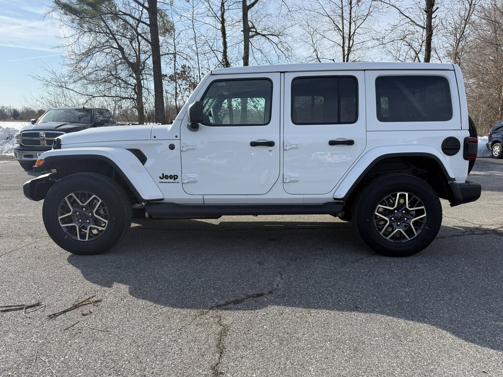 New 2026 Jeep Wrangler 4-DOOR SAHARA Sport Utility