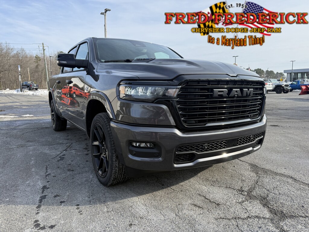 New 2026 Ram 1500 LARAMIE CREW CAB 4X4 5'7 BOX Pickup