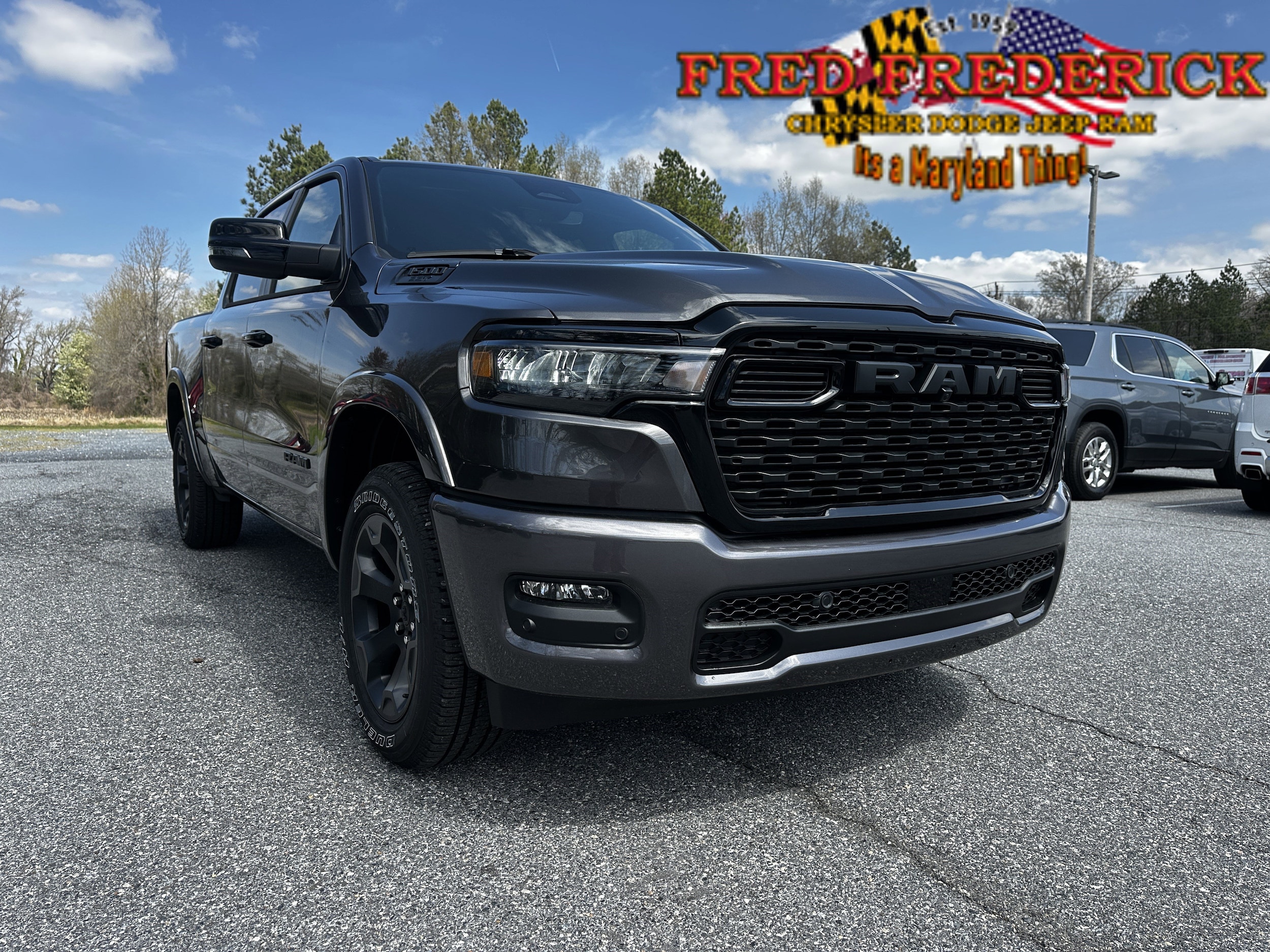 2025 Ram 1500 BIG HORN CREW CAB 4X4 5'7 BOX
