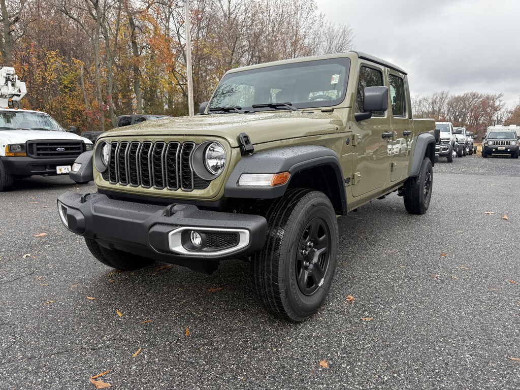 New 2026 Jeep Gladiator SPORT 4X4 Pickup