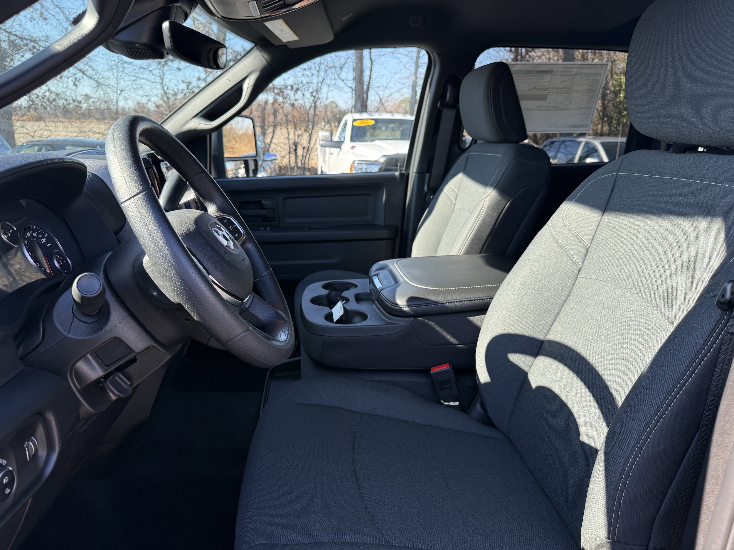 2026 RAM 2500 Tradesman/Black Express - Photo 15