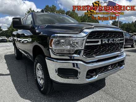 2024 Ram 2500 TRADESMAN CREW CAB 4X4 6'4 BOX Pickup
