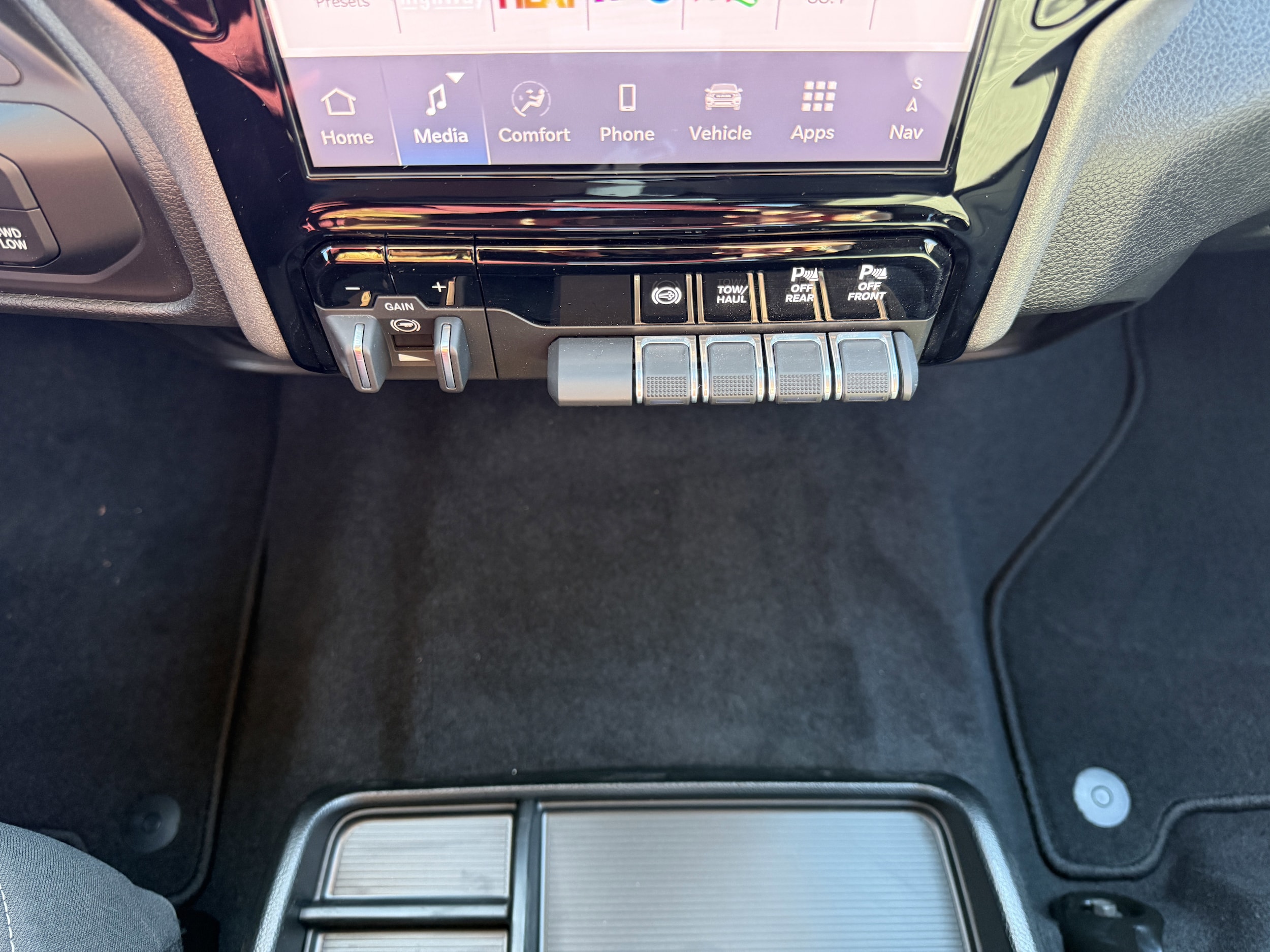 2026 RAM 2500 Tradesman/Black Express - Photo 13