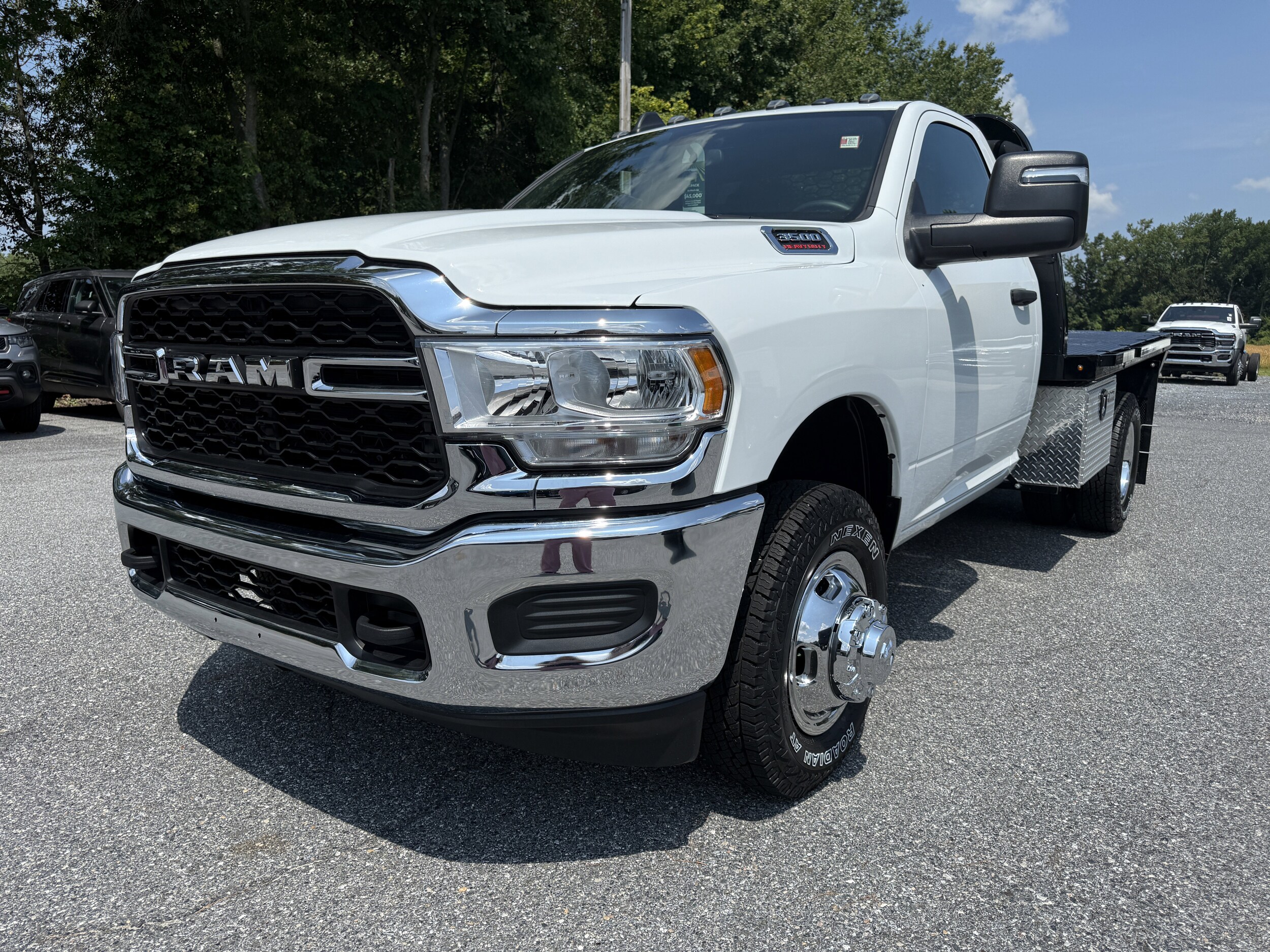 2024 Ram 3500 Tradesman photo 3