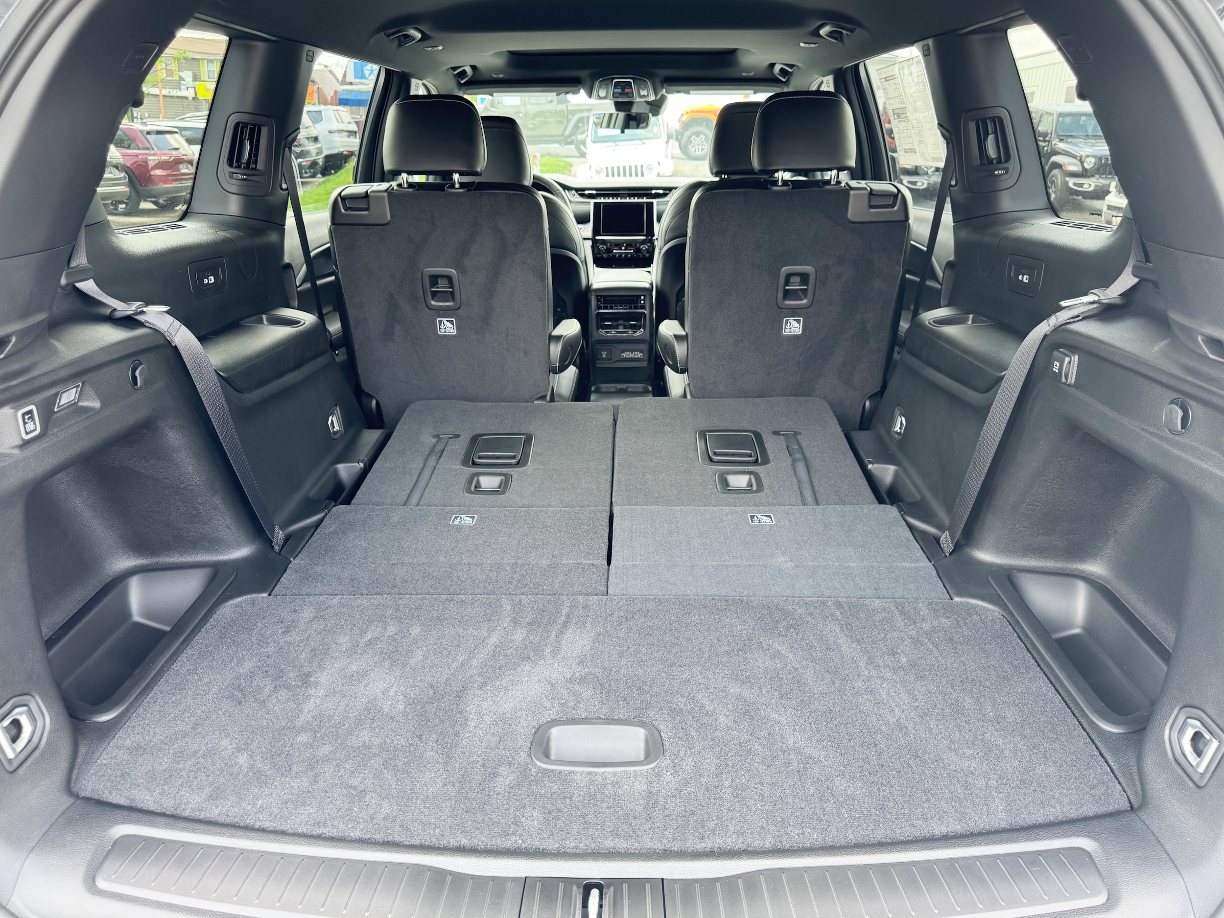 2025 Jeep Grand Cherokee L Altitude - Photo 29