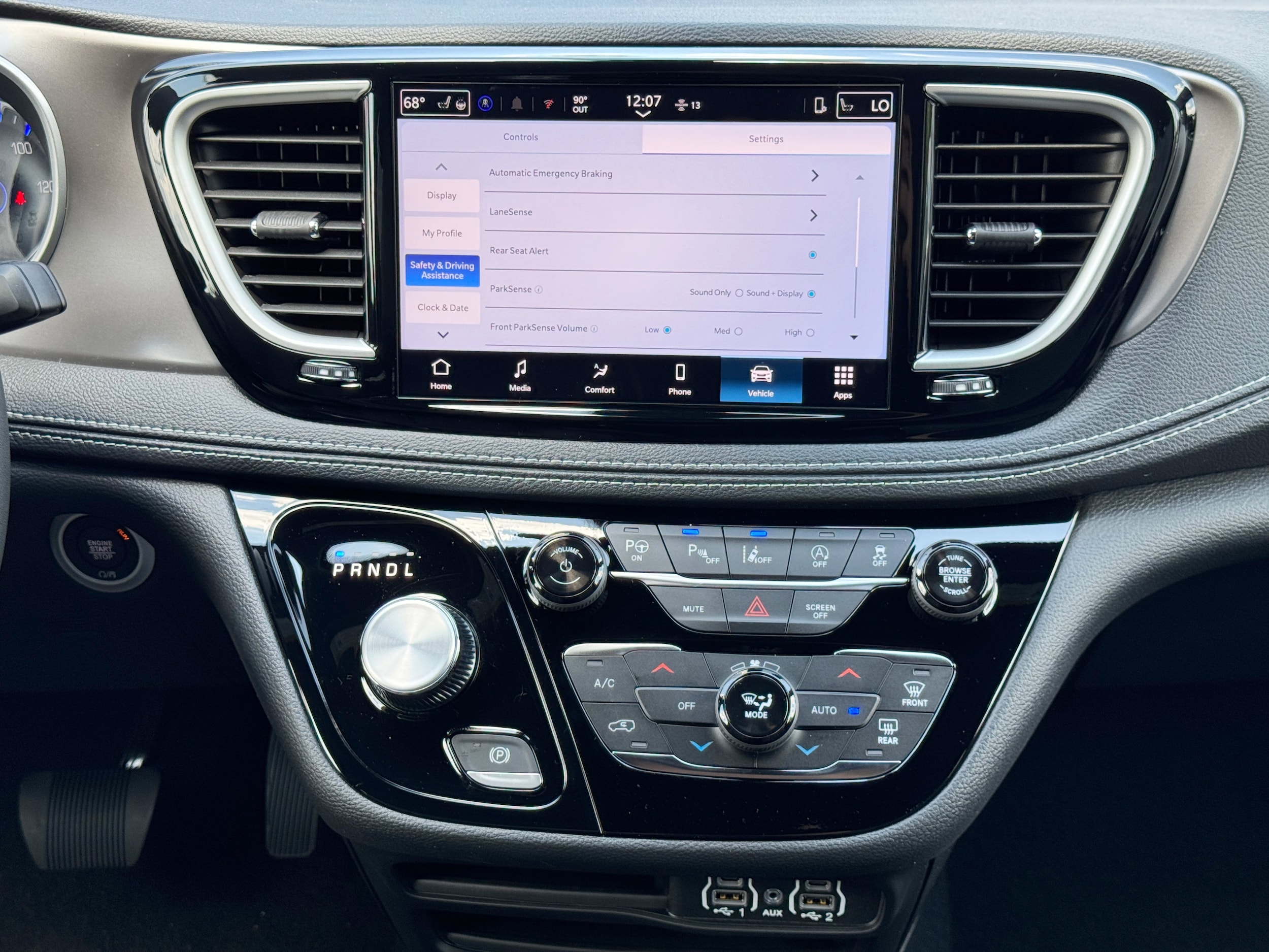 2025 Chrysler Pacifica Select - Photo 38