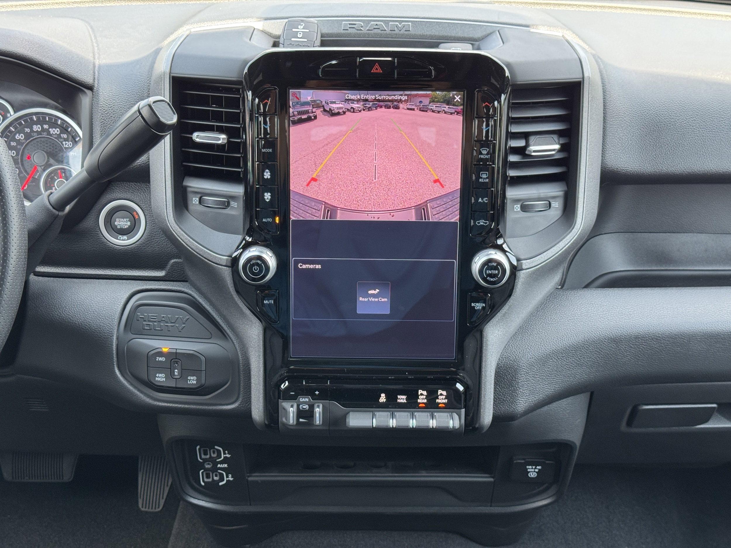 2025 RAM 2500 Tradesman - Photo 40