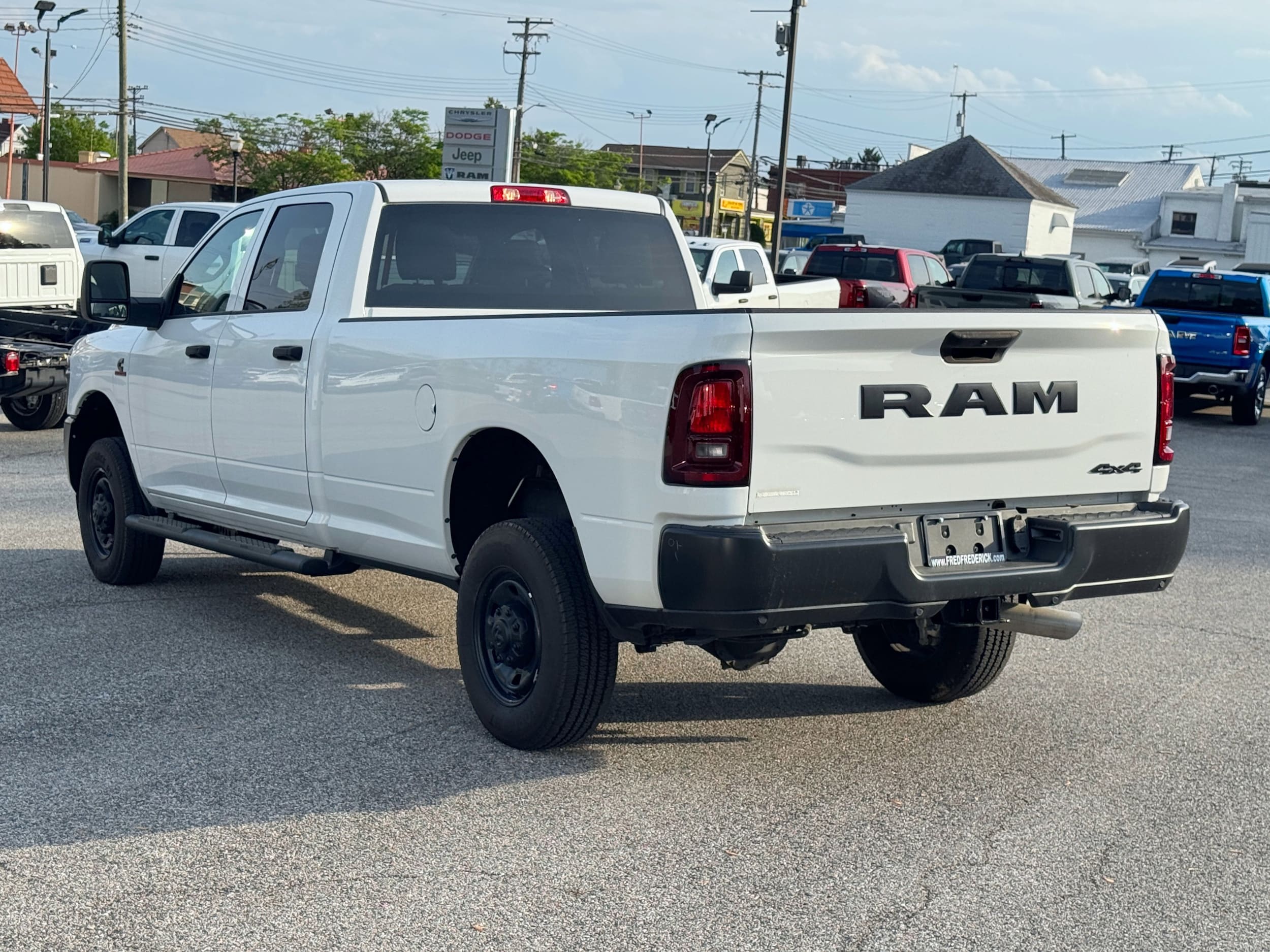 2025 RAM 2500 Tradesman - Photo 10