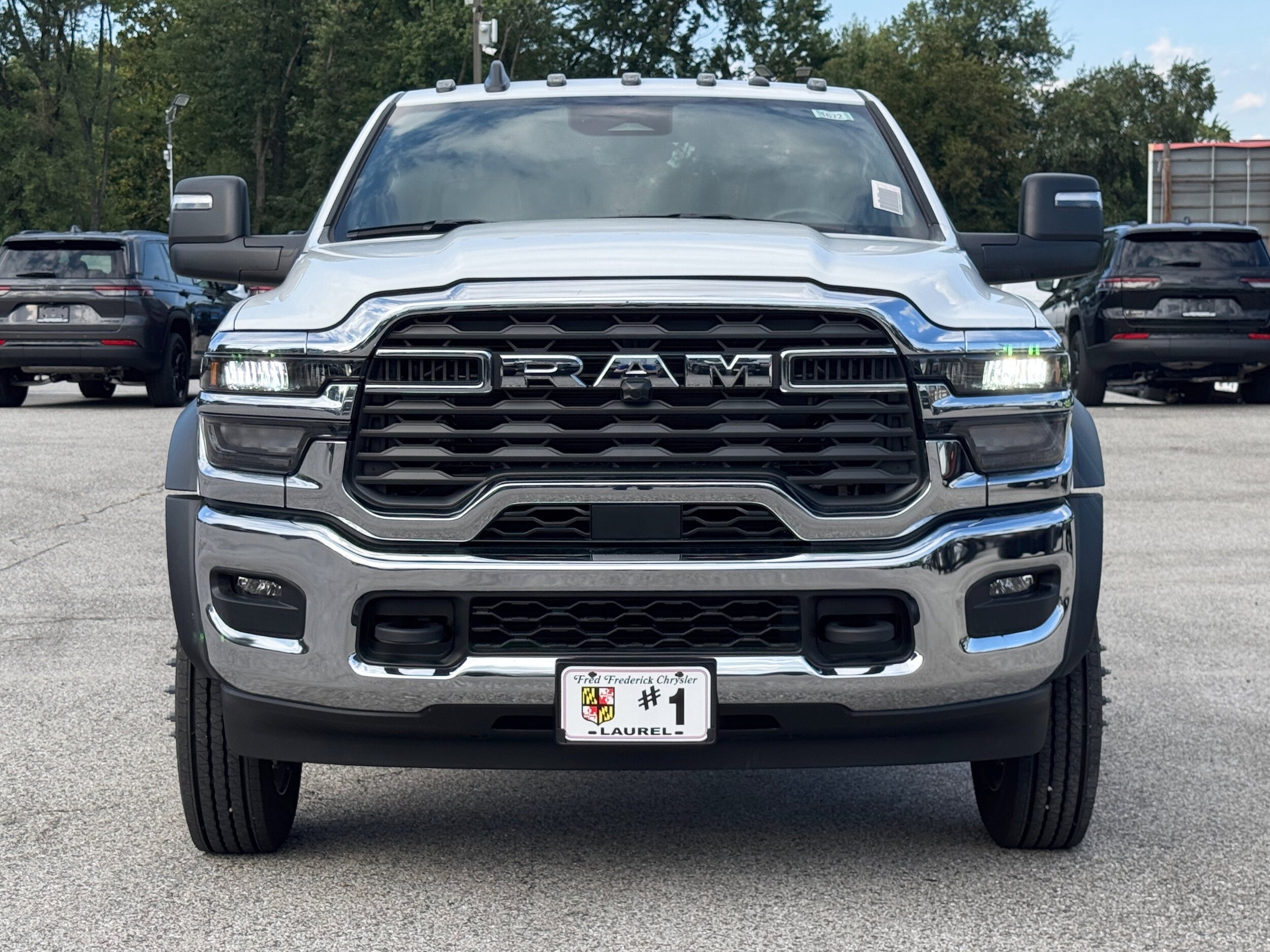2025 Ram 4500 Tradesman photo 2